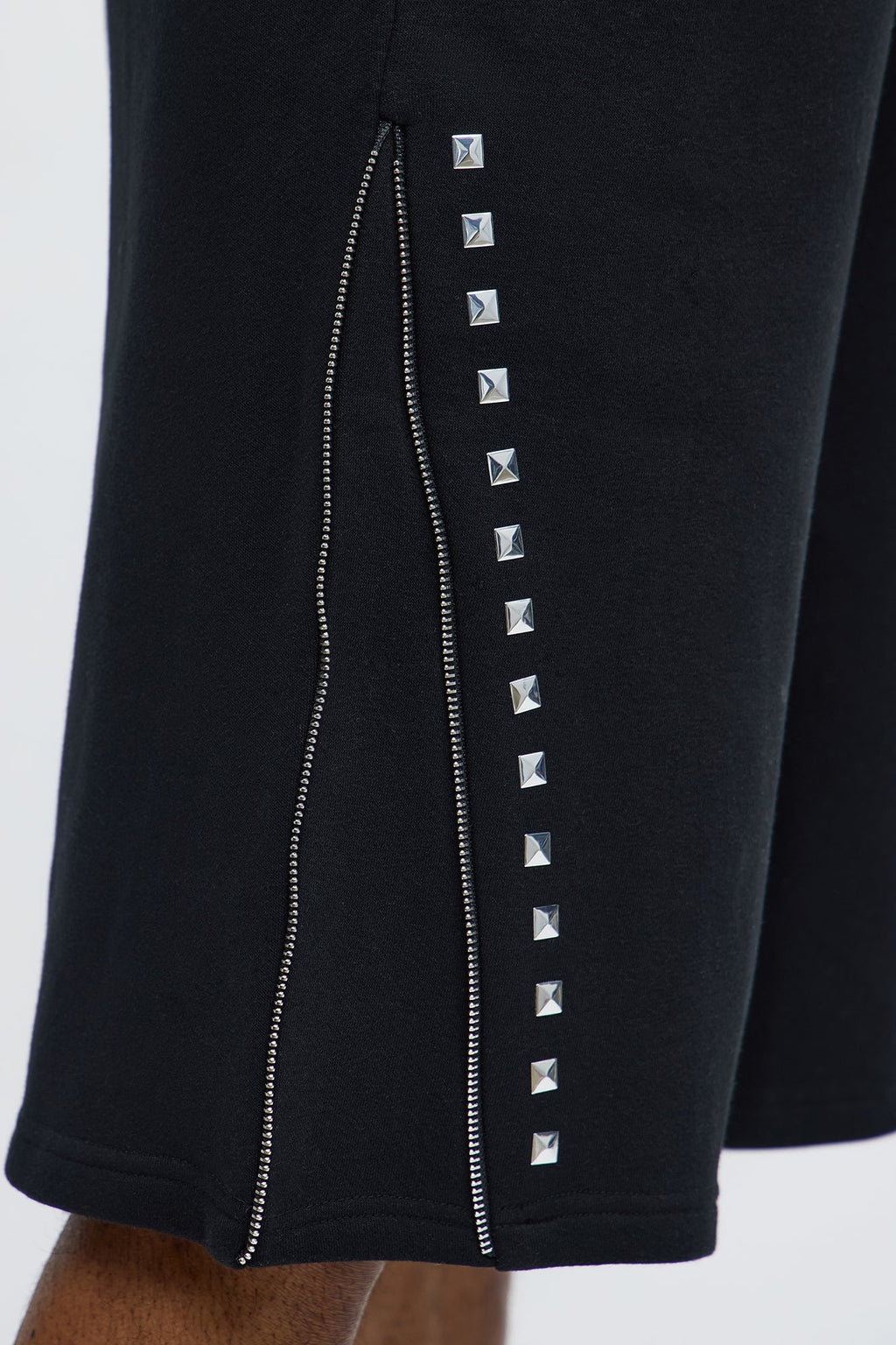 Tyson Baggy Sleaze Studded Shorts - Black