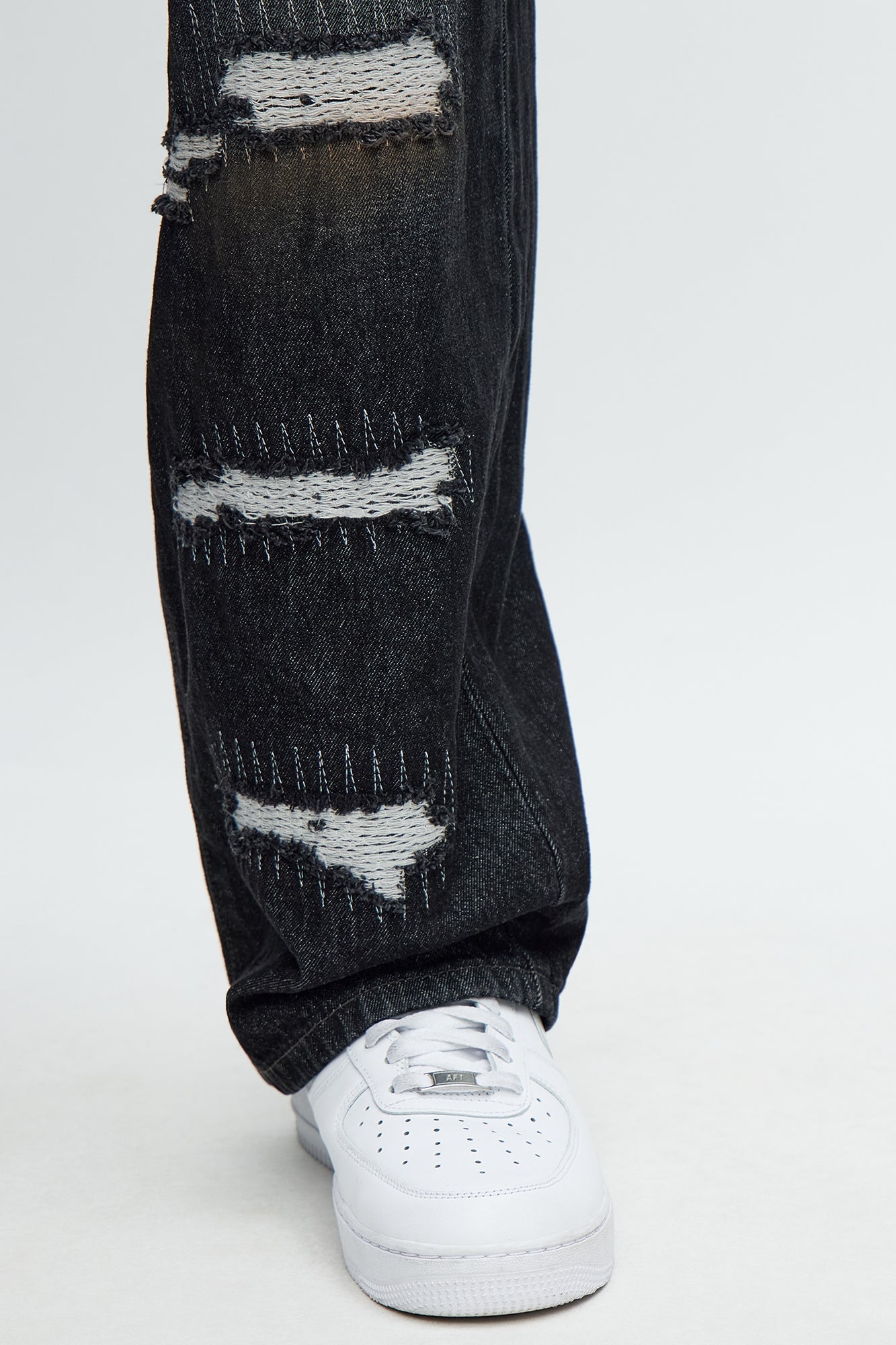 Baggy Vandal Stitch Distressed Jeans - Black Wash