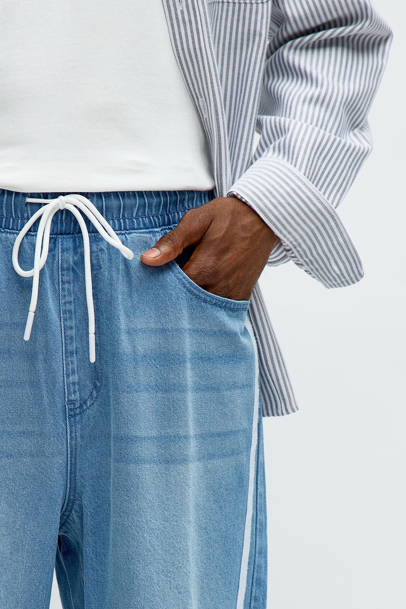Running These Streets Baggy Jeans - Light Blue Wash