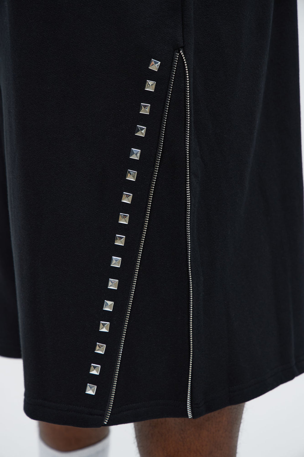 Tyson Baggy Sleaze Studded Shorts - Black