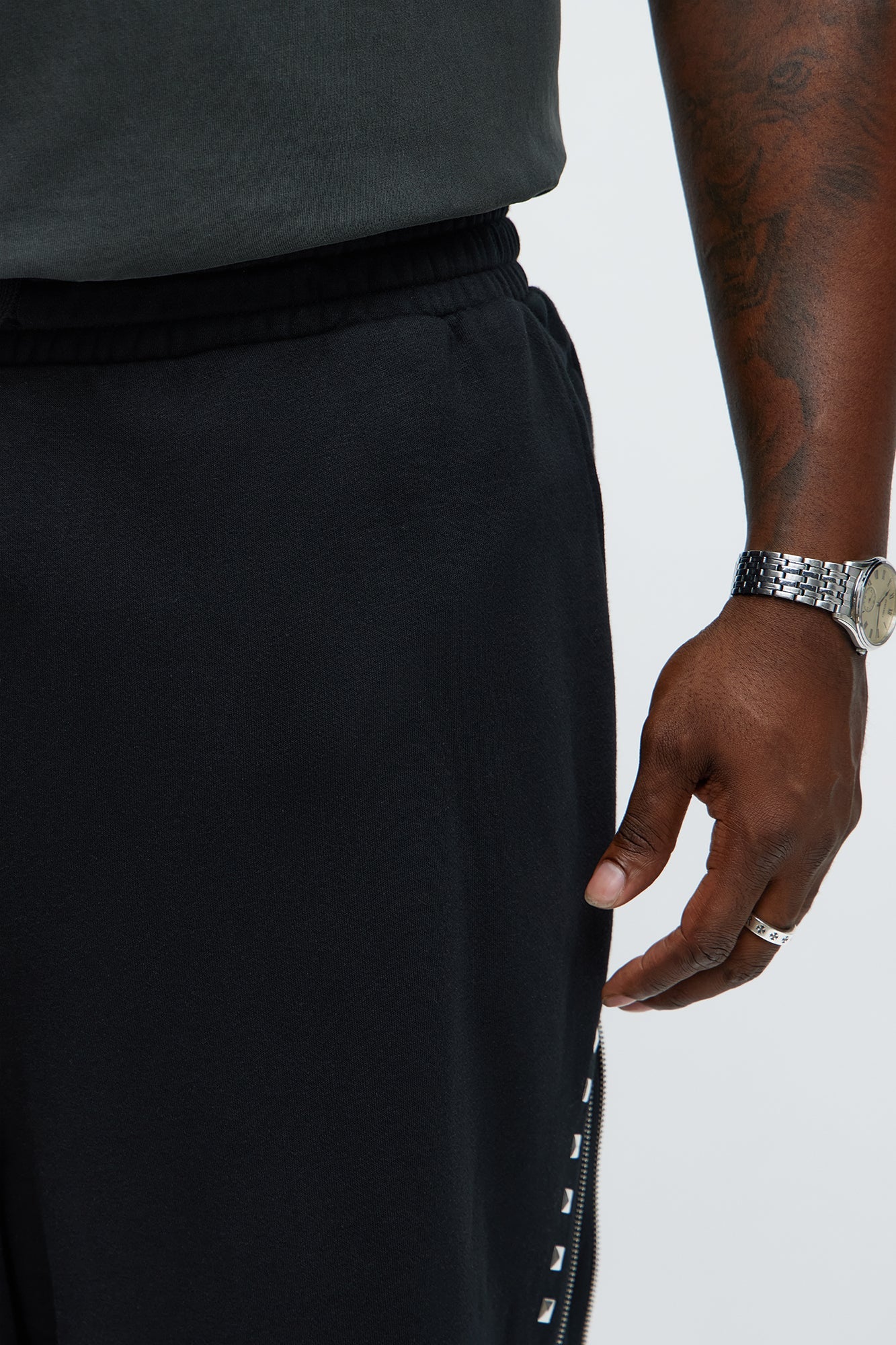 Tyson Baggy Sleaze Studded Shorts - Black