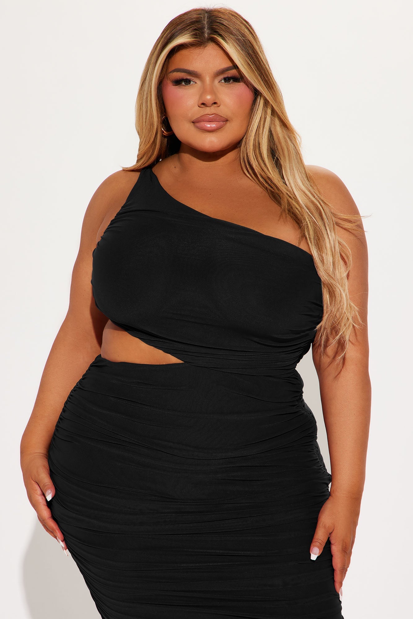 Dinner In Venice Ruched Midi Dress - Black