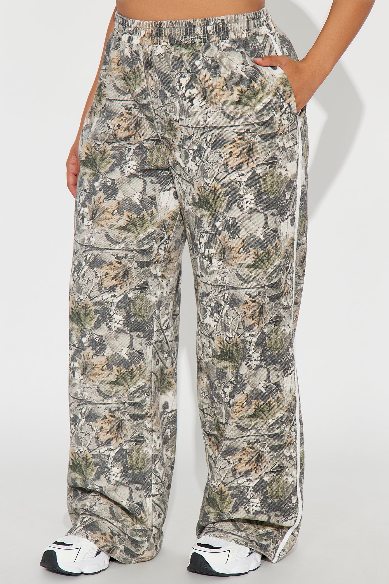 Not In Sight Camo Wide Leg Pant - Camouflage