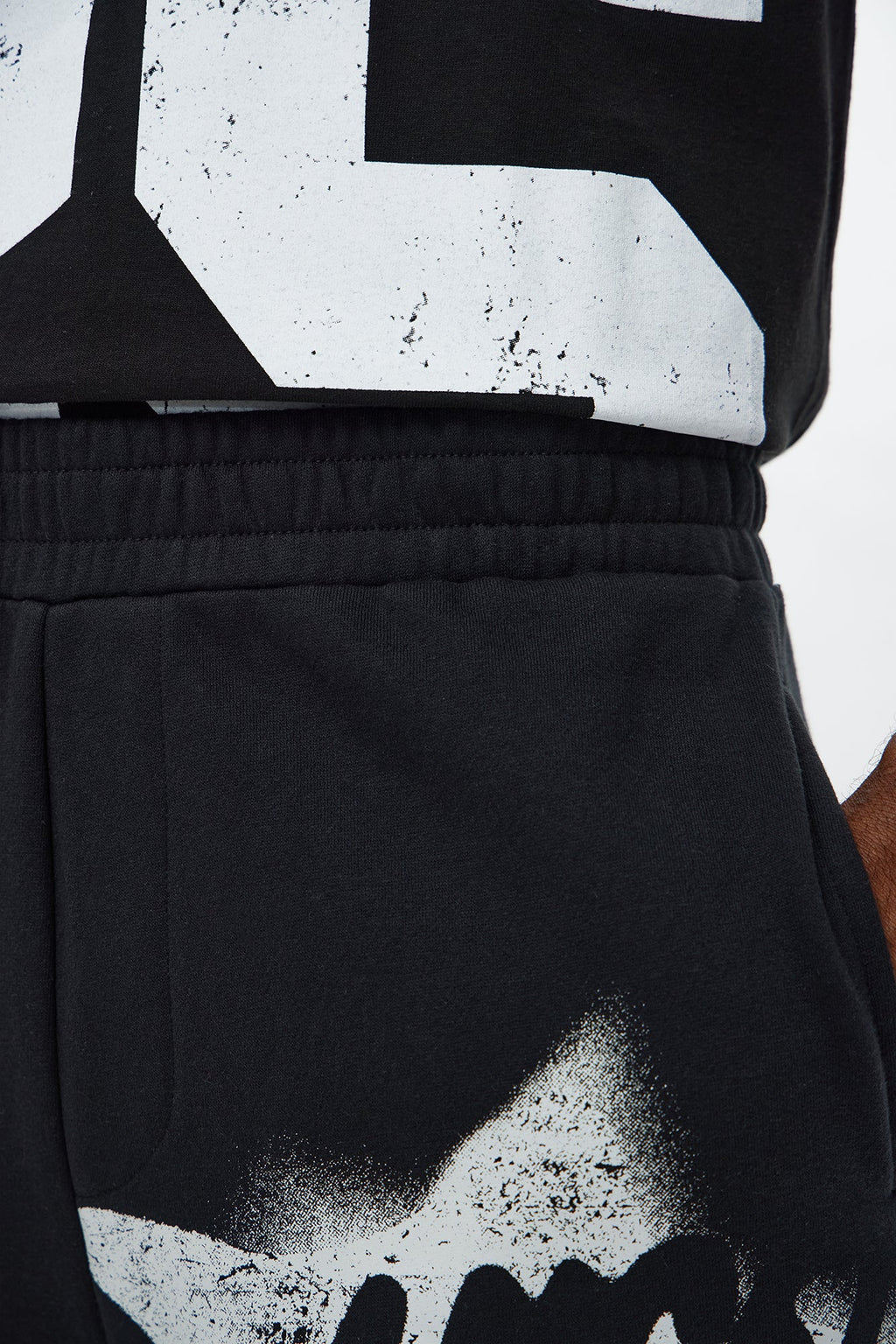 Angel Star 666 Sweatshort - Black