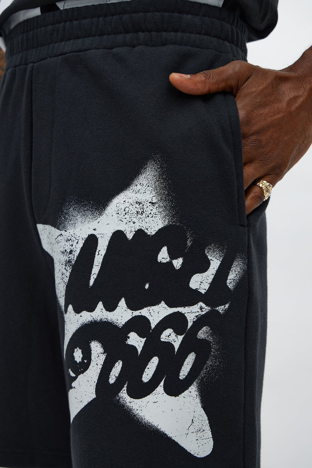 Angel Star 666 Sweatshort - Black