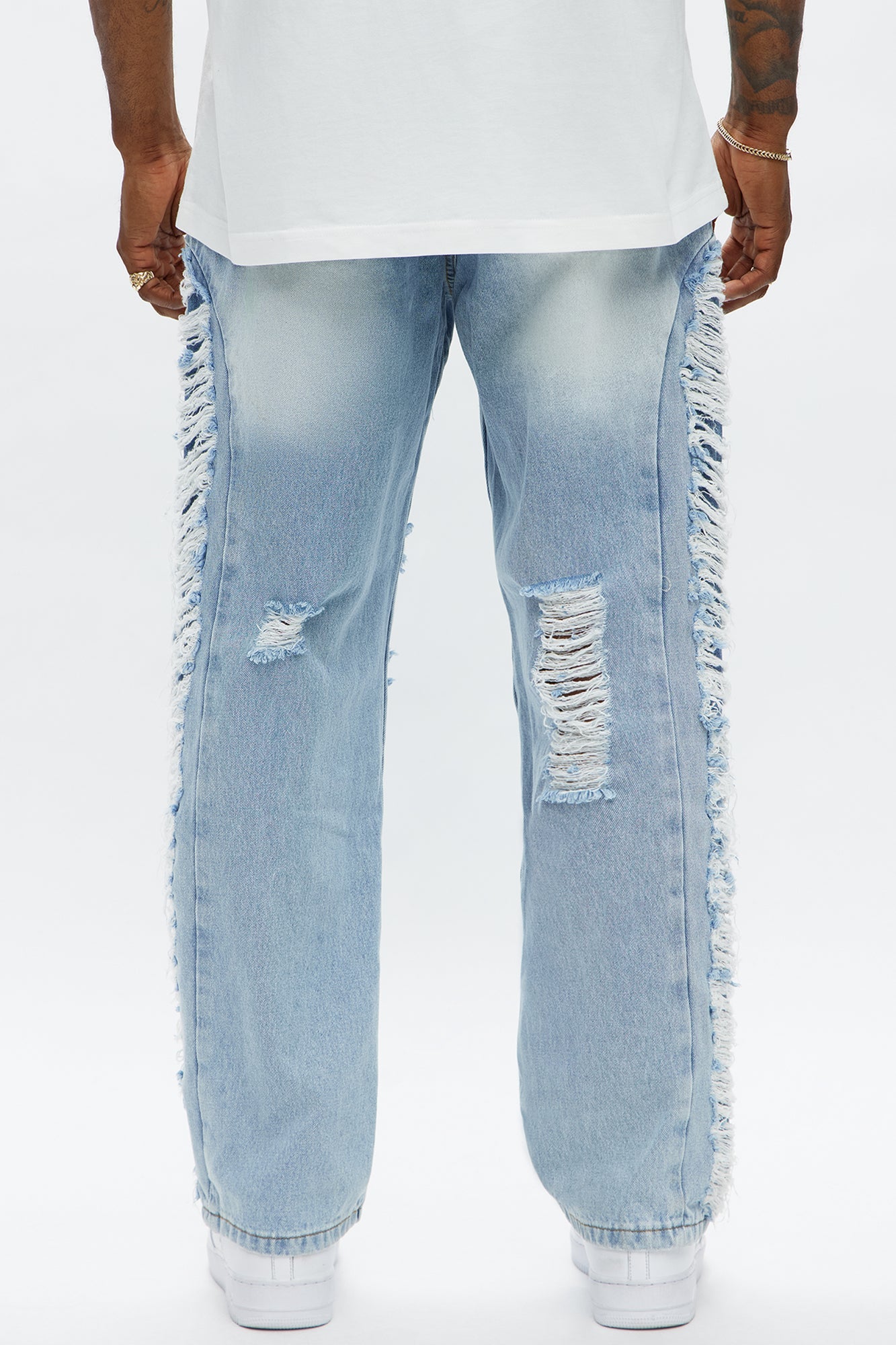Baggy Busy In These Streets Destroyed Jeans - Light Blue Wash