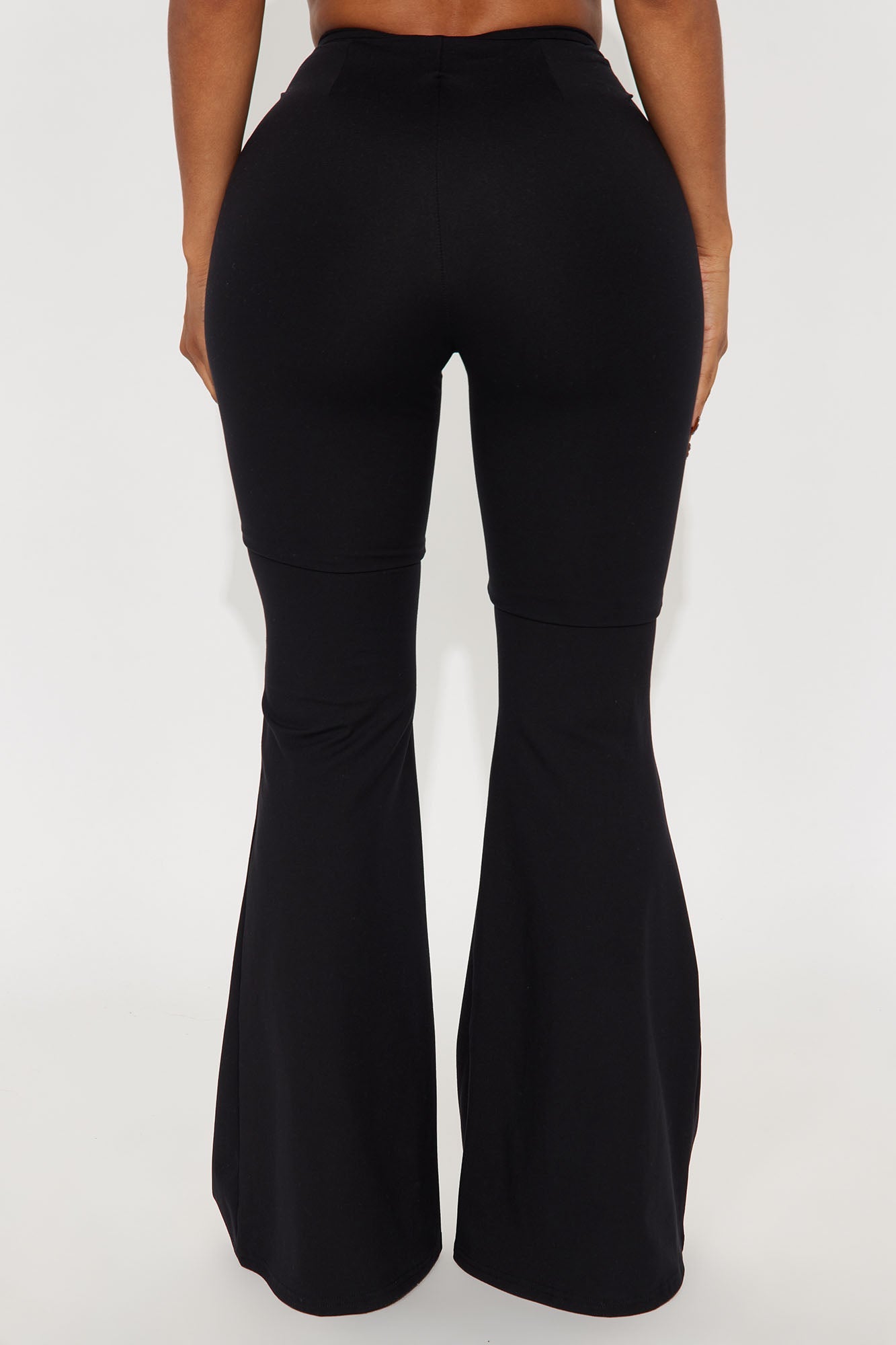 A Little Too Late Mid Rise Flare Pant 34 - Black