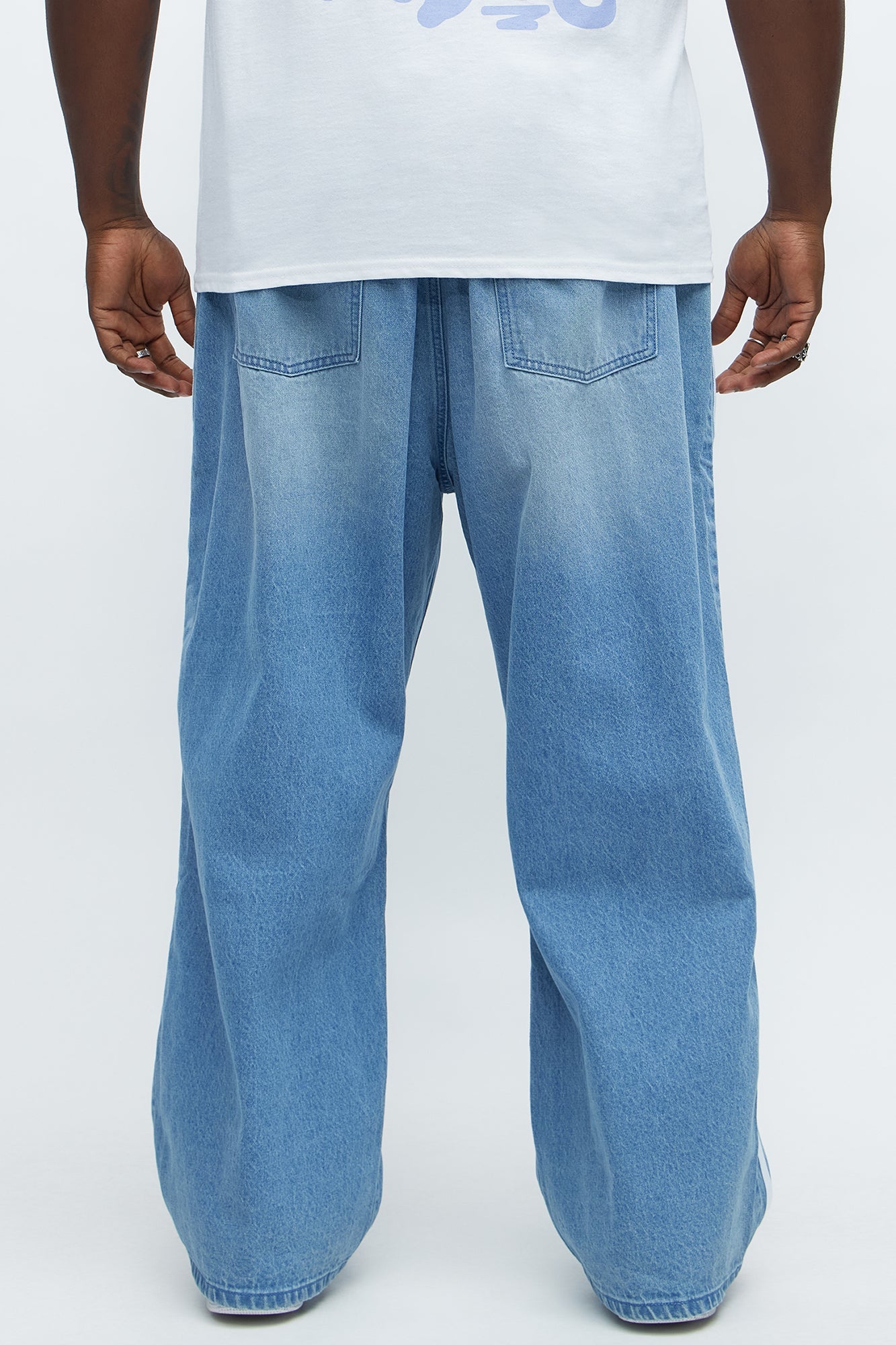 Running These Streets Baggy Jeans - Light Blue Wash
