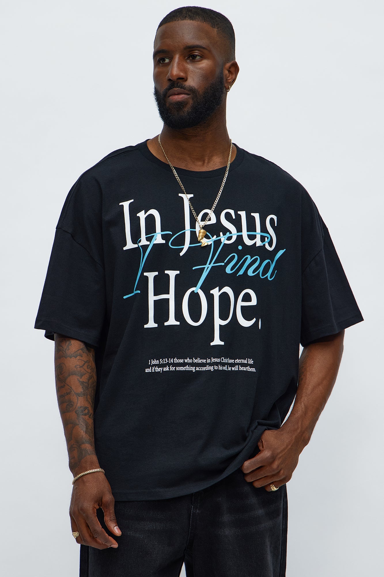 In Jesus I Find Hope Oversized Short Sleeve Tee - Black
