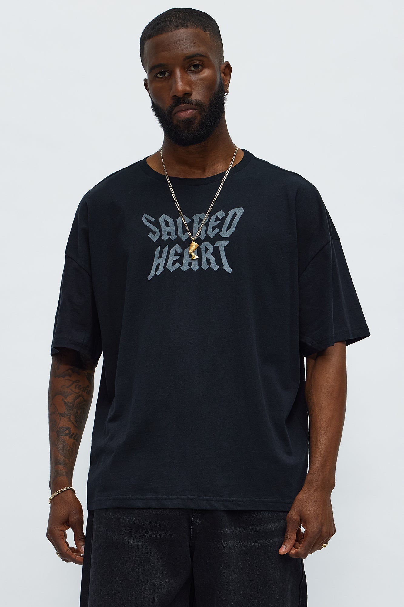 Sacred Heart Oversized Short Sleeve Tee - Black