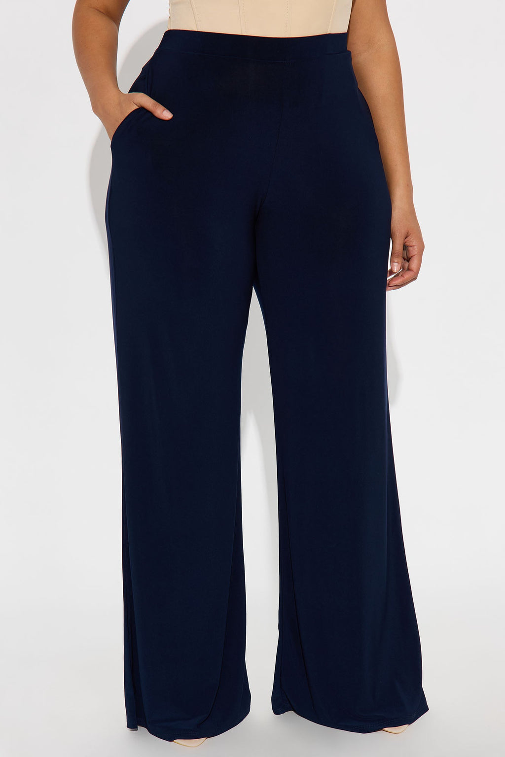 Promise Me Low Rise Wide Leg Travel Pant 33 - Navy