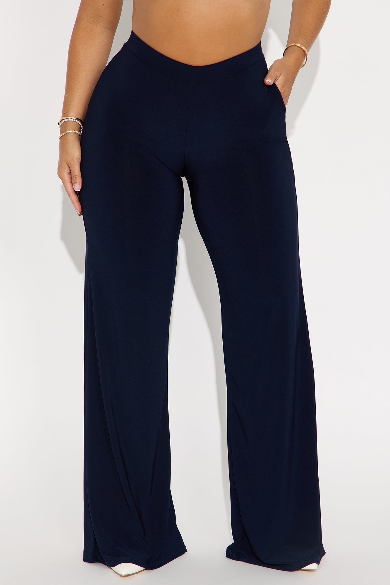Promise Me Low Rise Wide Leg Travel Pant 33 - Navy