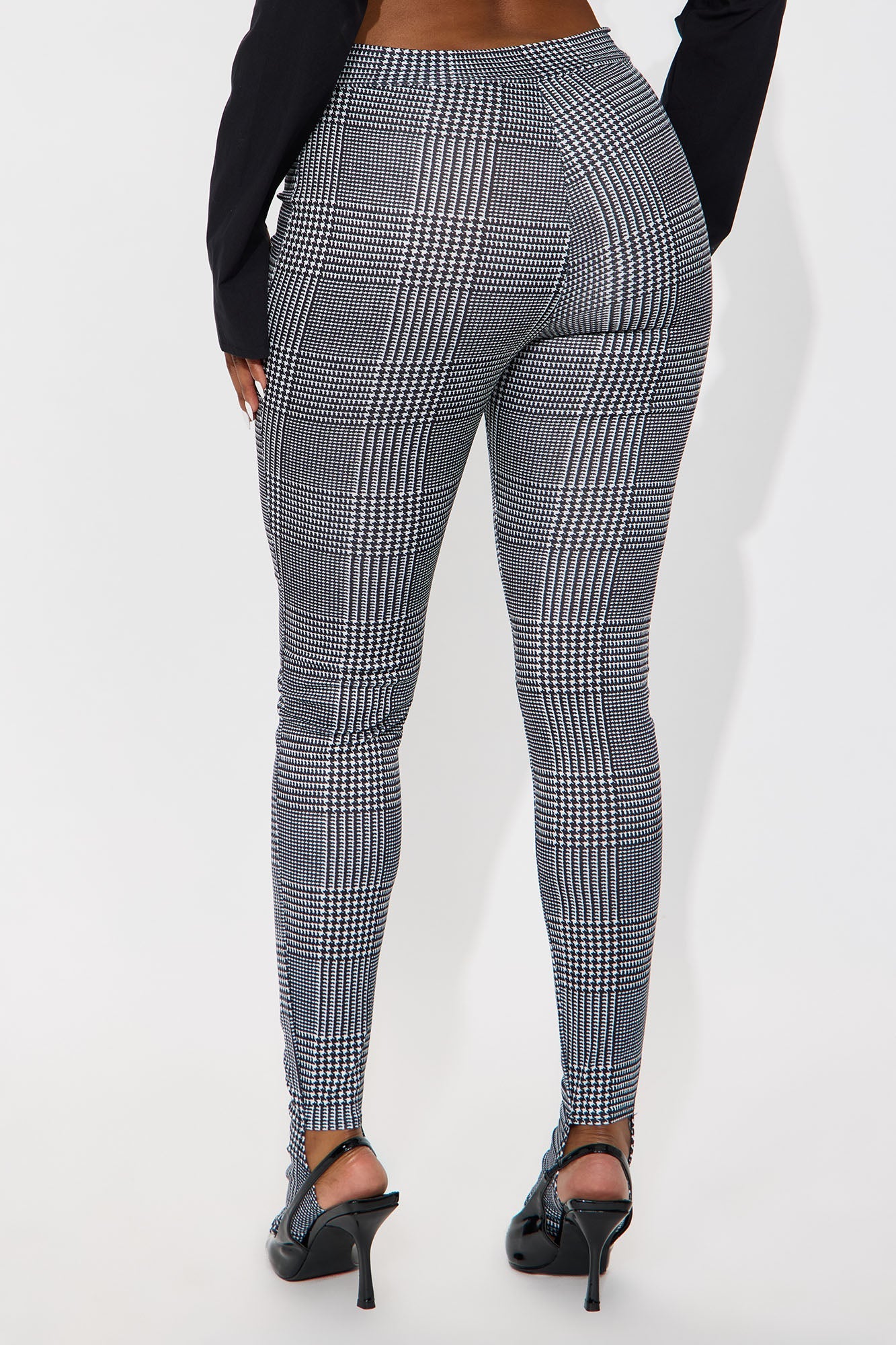 Clearly Focused On You Houndstooth Footed Legging - Black/White