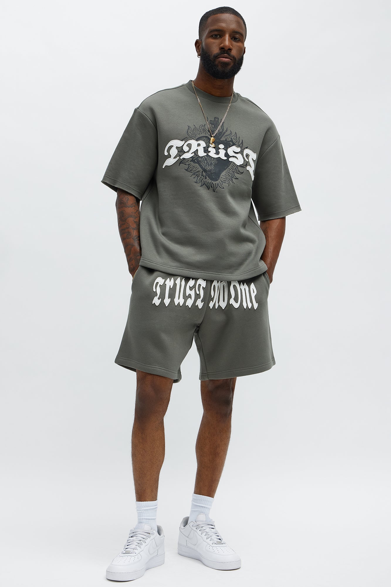 Tyson Relaxed Trust Issues Shorts - Dark Grey