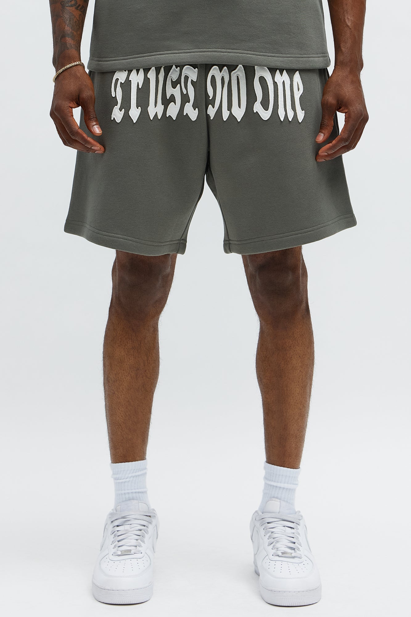 Tyson Relaxed Trust Issues Shorts - Dark Grey