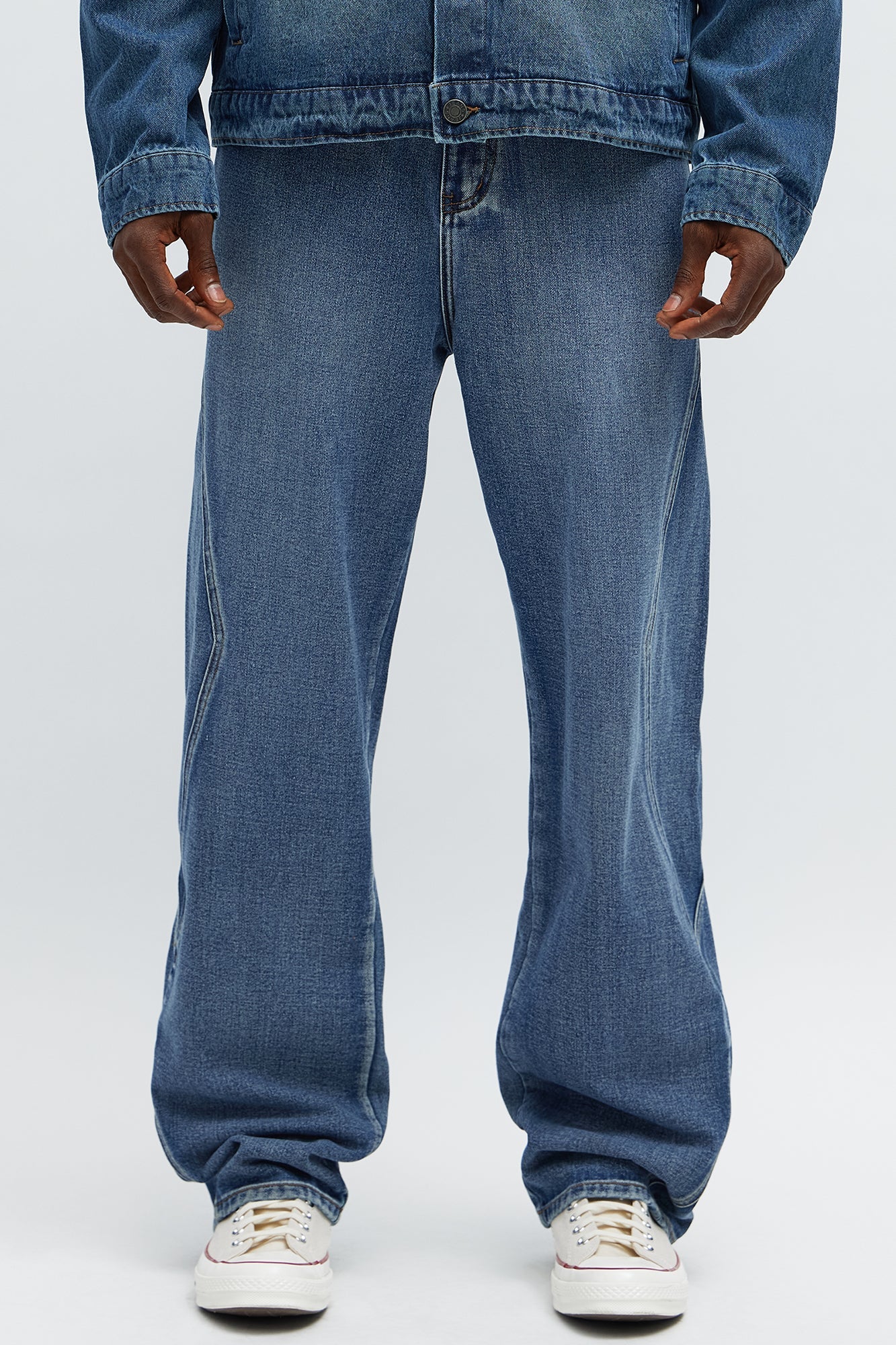 Baggy Faded Paneled Jeans - Medium Blue Wash