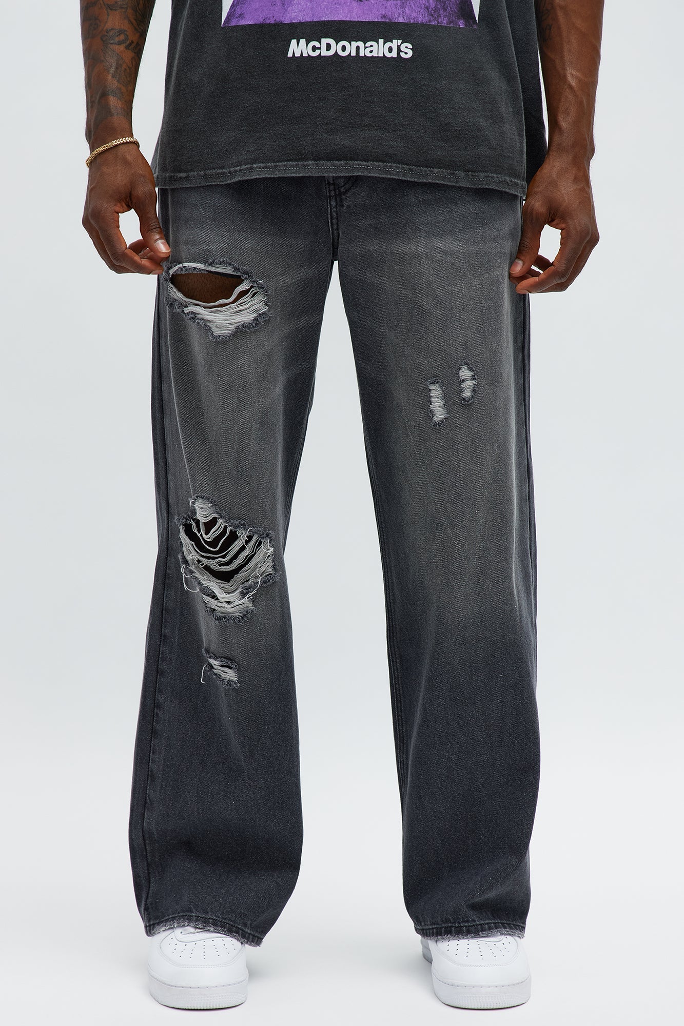 Baggy Putting In Work Ripped Jeans - Black Wash