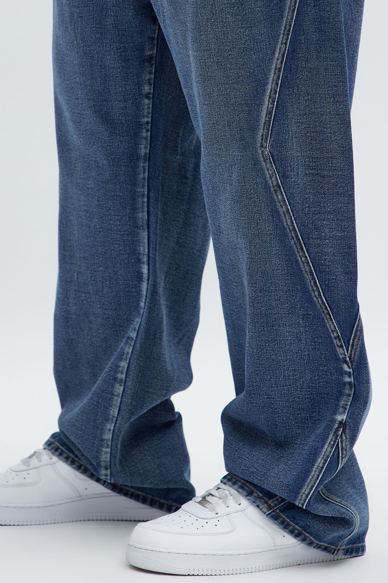 Baggy Faded Paneled Jeans - Medium Blue Wash