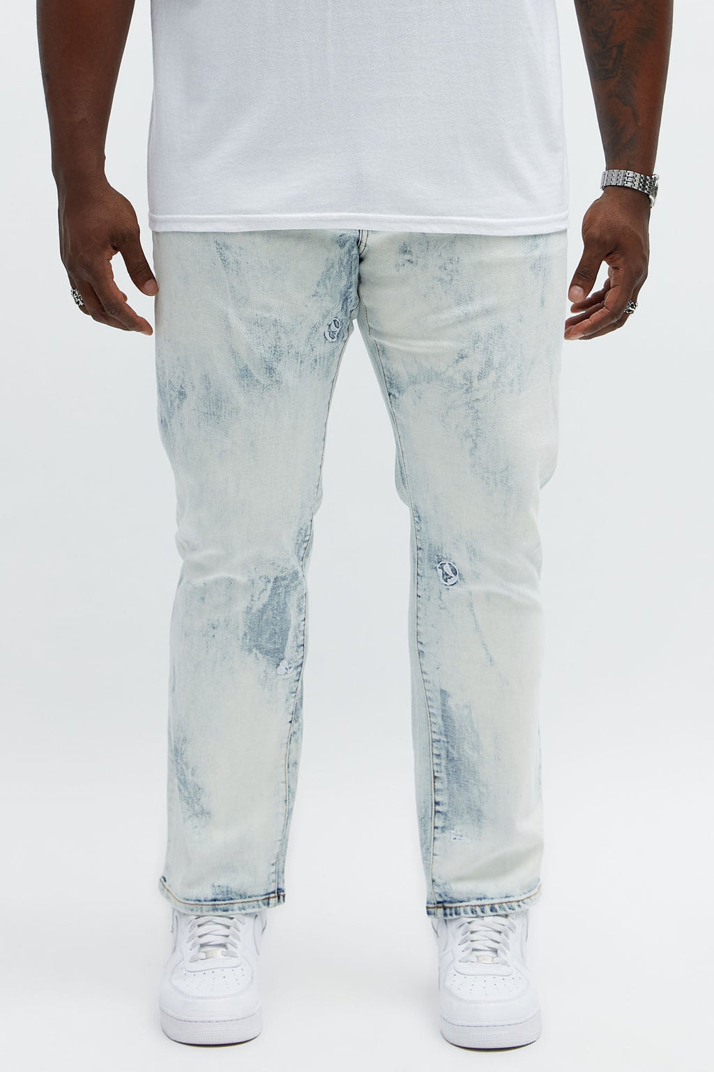Skinny Fade Embroidered Bleached Jeans - Light Wash
