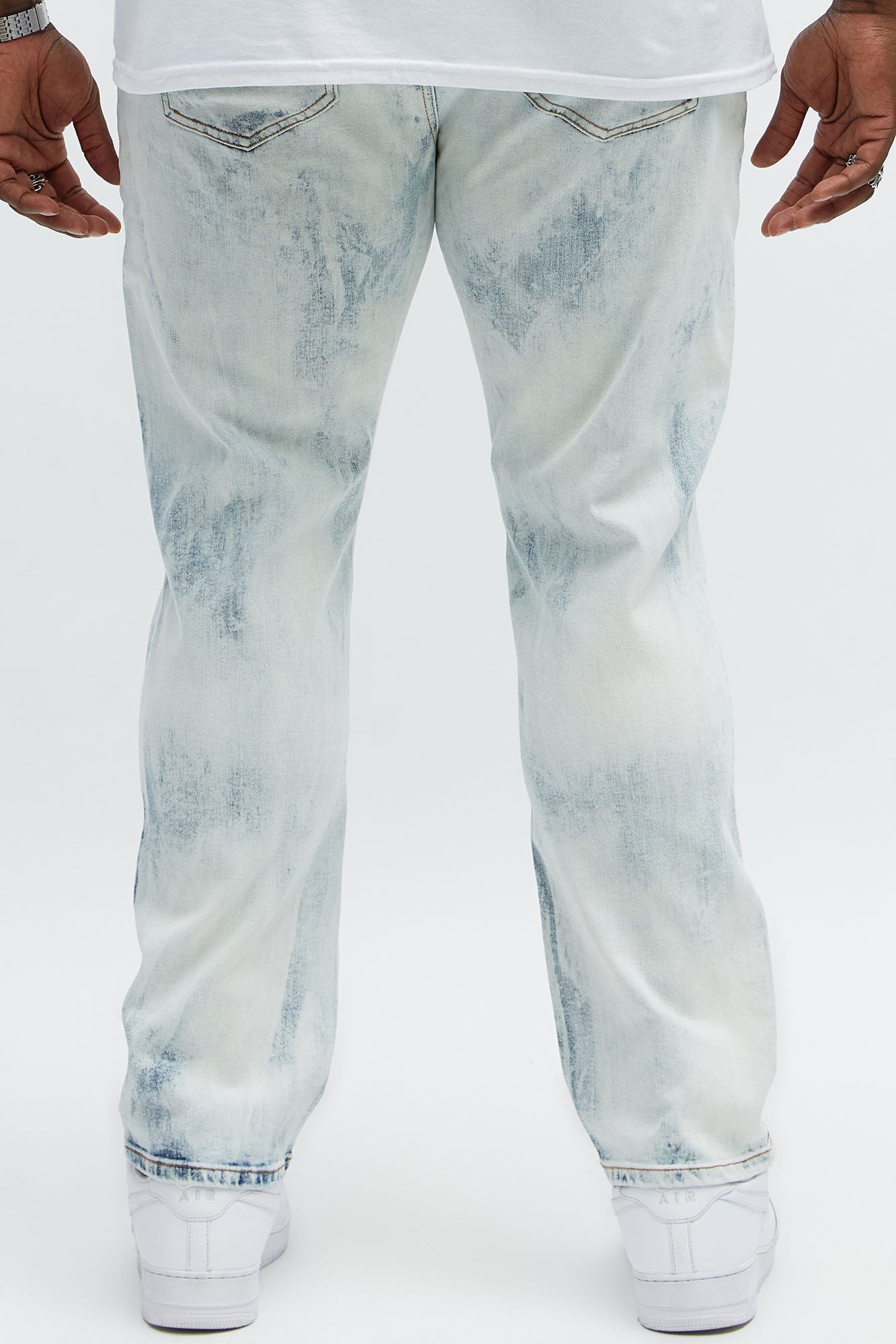 Skinny Fade Embroidered Bleached Jeans - Light Wash