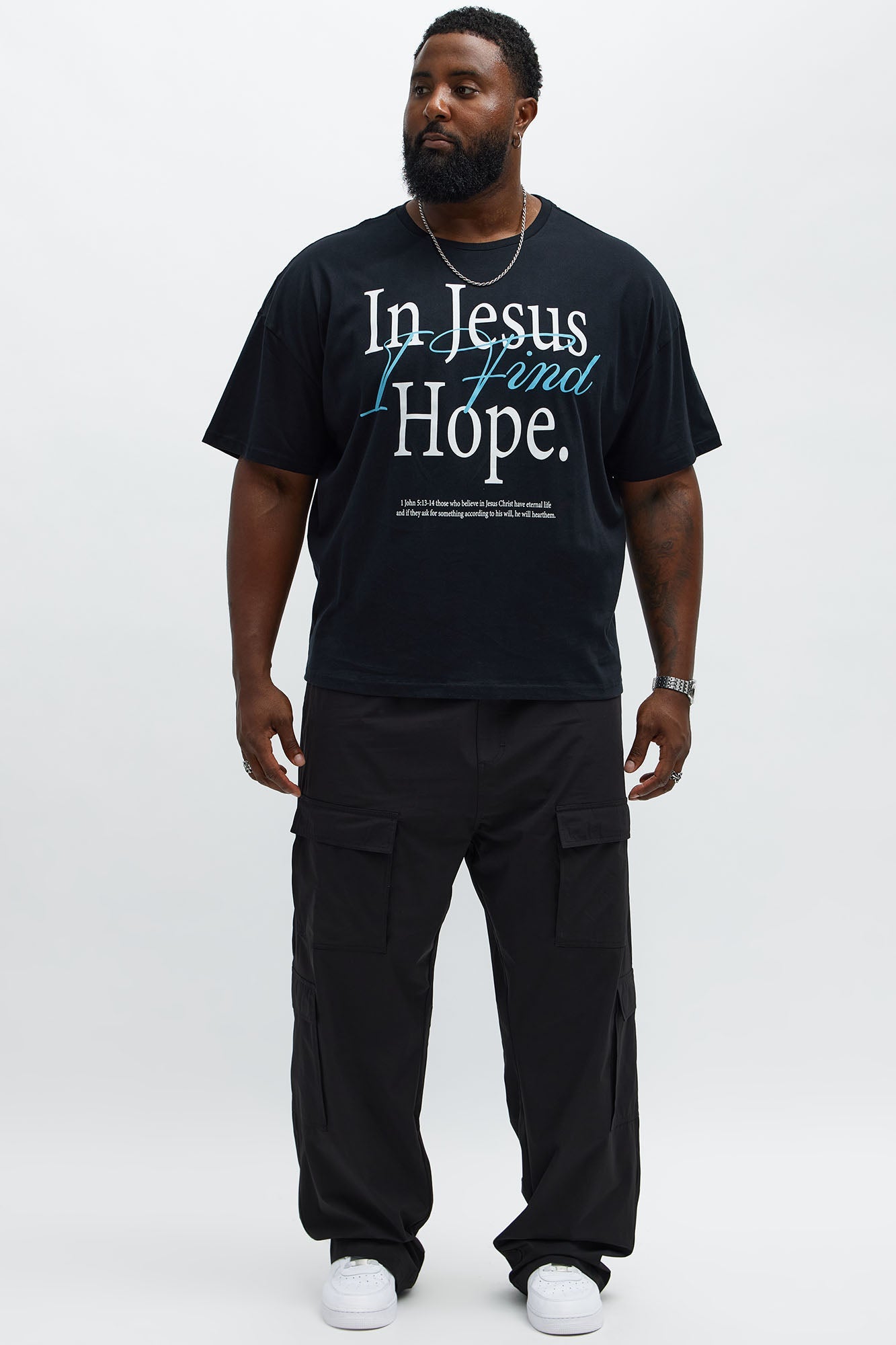 In Jesus I Find Hope Oversized Short Sleeve Tee - Black
