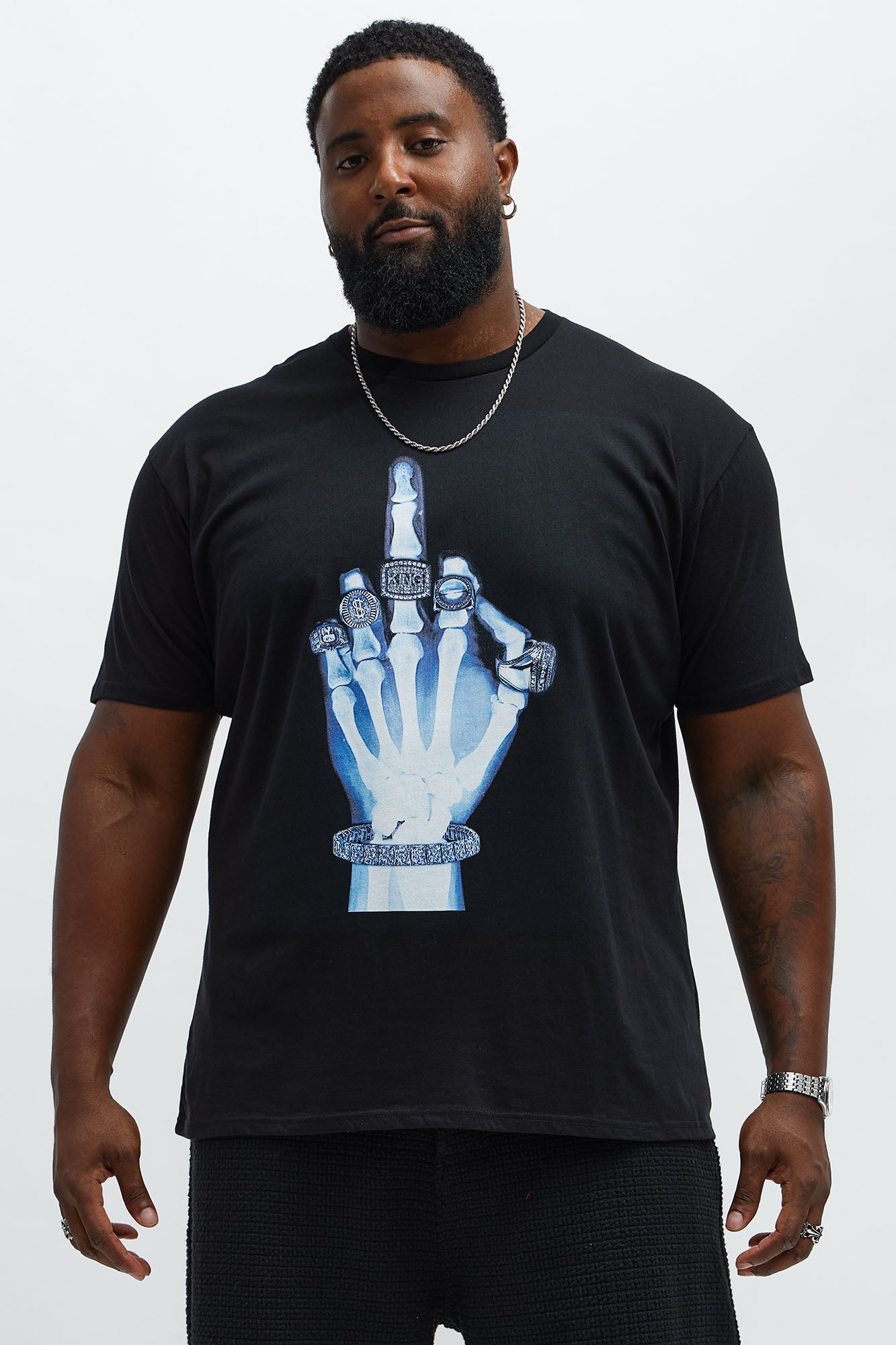 Kiss The Ring Short Sleeve Tee - Black