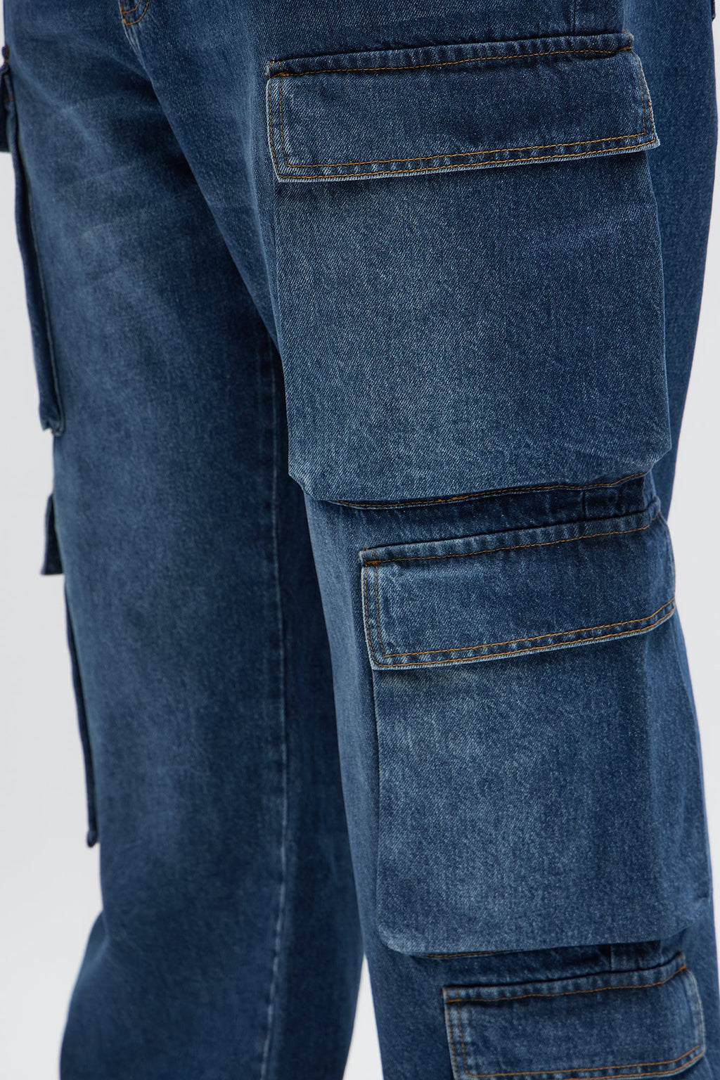 Straight Roo Cargo Jeans - Dark Wash