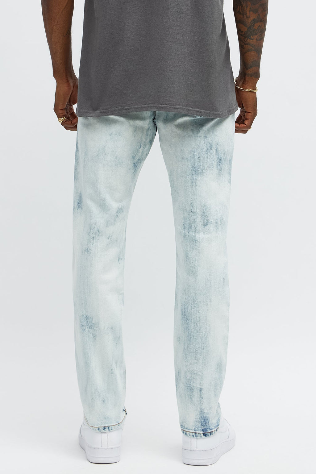 Skinny Fade Embroidered Bleached Jeans - Light Wash