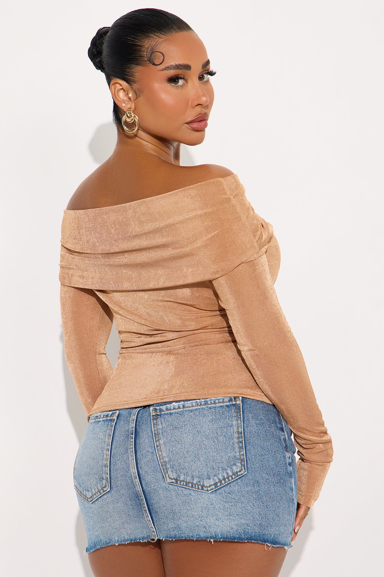 Parisian Long Sleeve Off Shoulder Top - Mocha