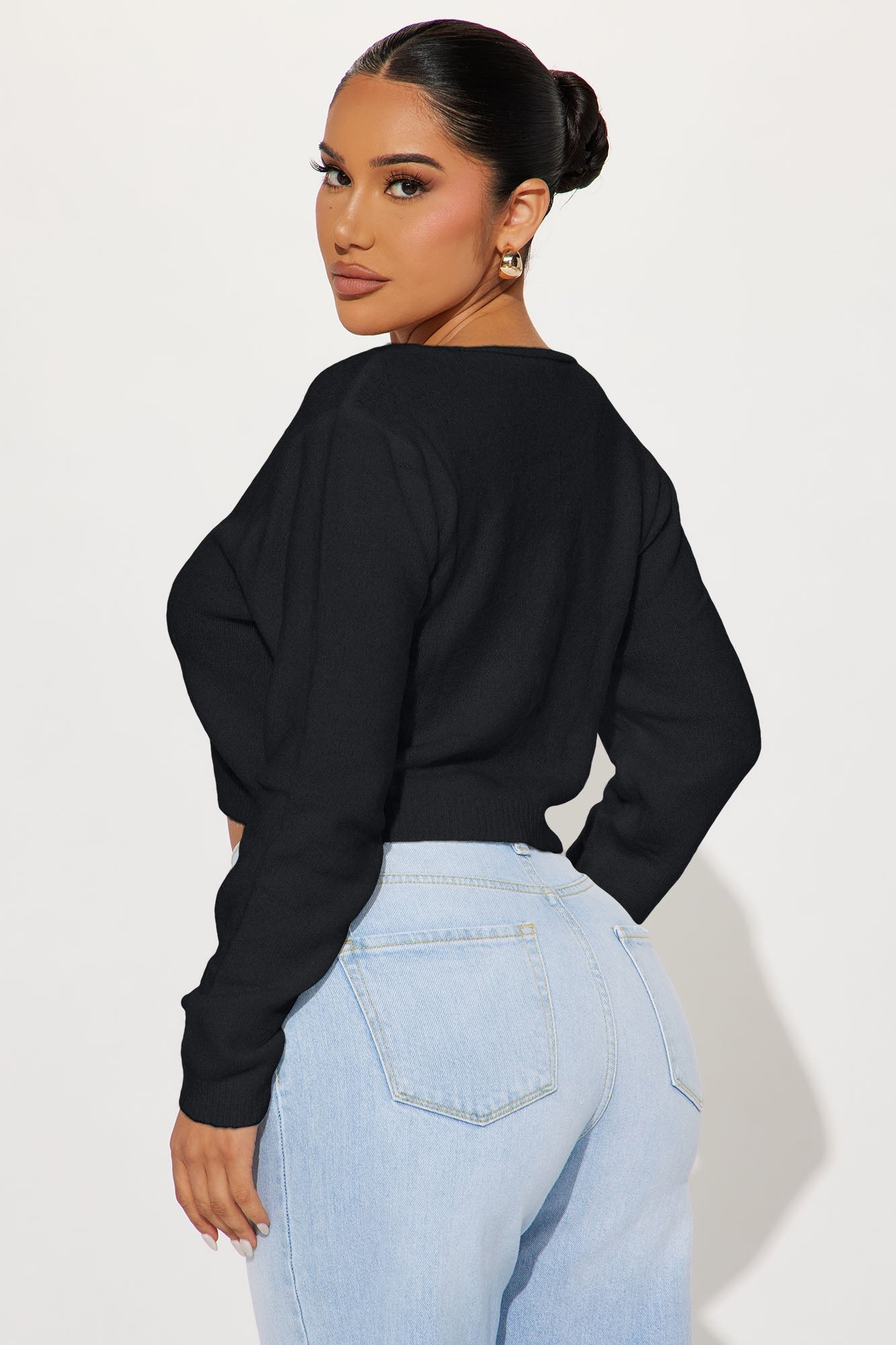 Albyn Cropped Cardigan Sweater - Black