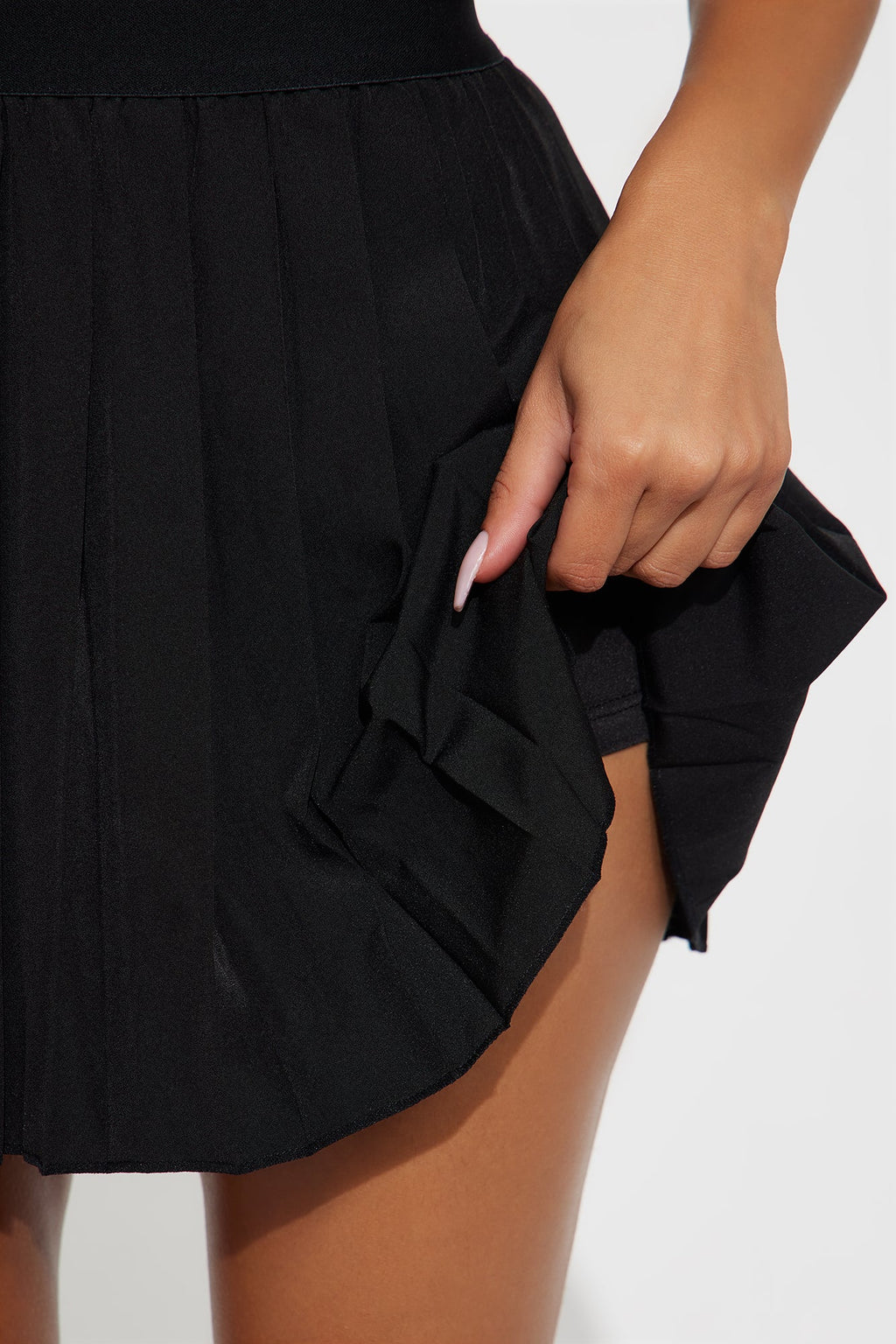 Match Point Mini Hidden Pocket Pleated Skort - Black