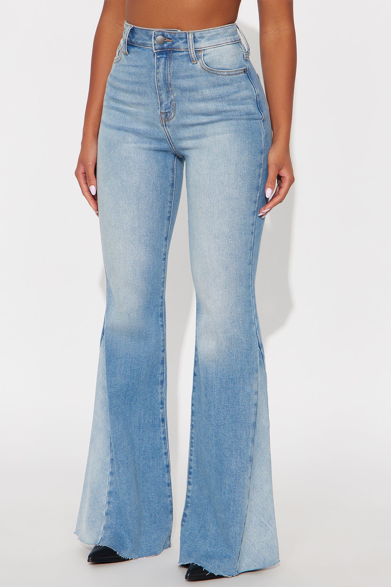 Adelana Bell Bottom Flare Jeans - Medium Wash