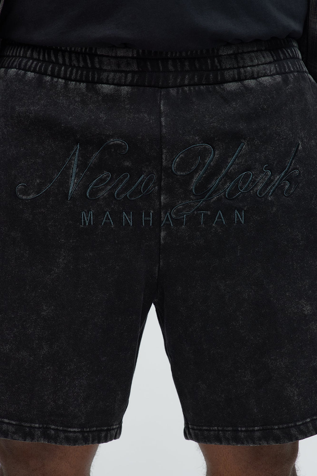 New York Manhattan Sweatshort - Black