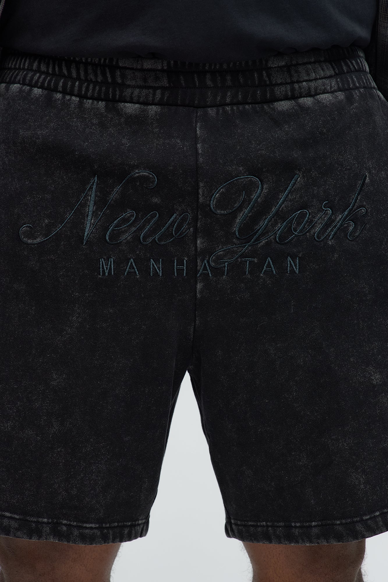 New York Manhattan Sweatshort - Black