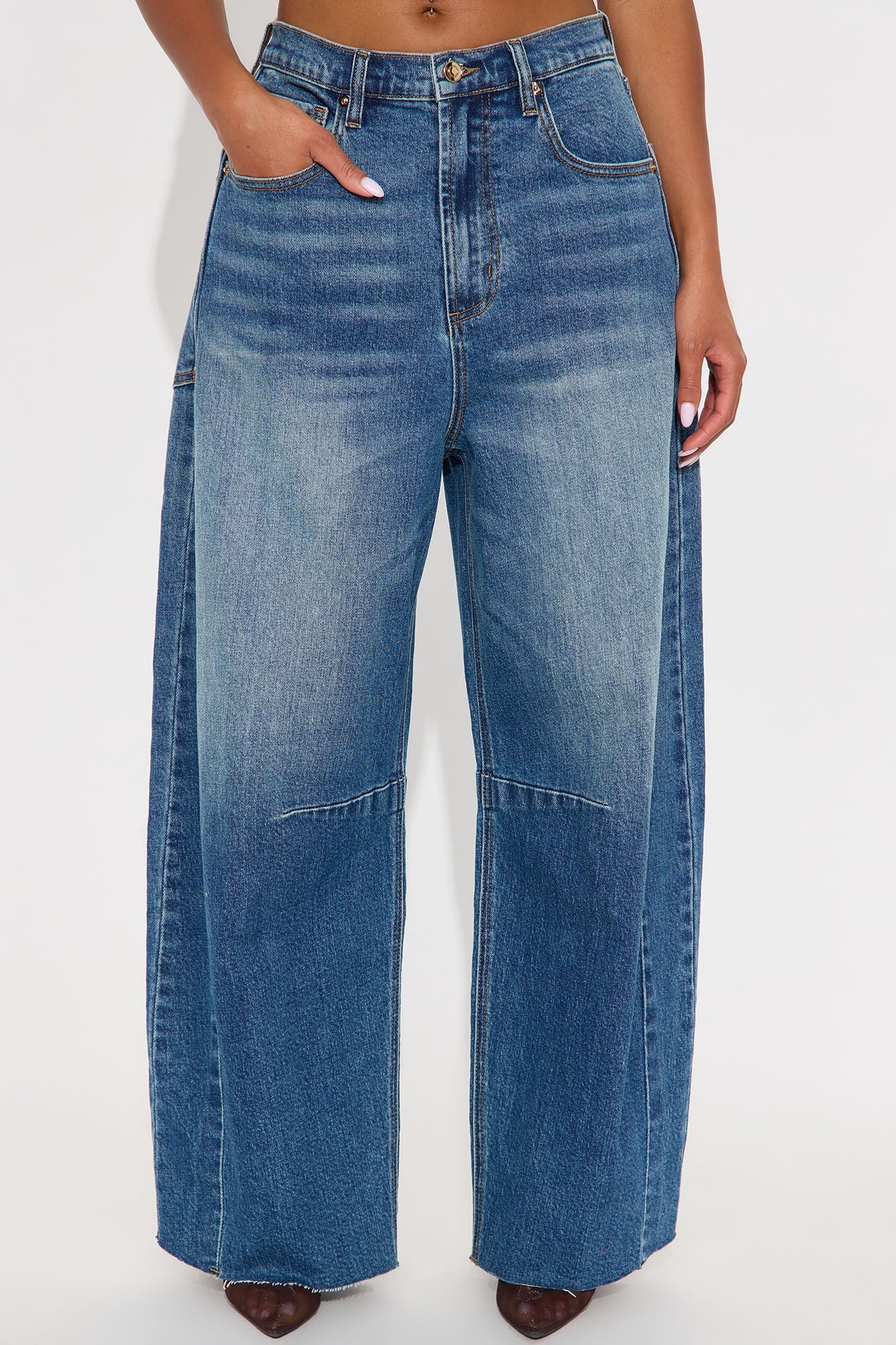 Seize The Day Barrel Leg Jeans - Medium Wash
