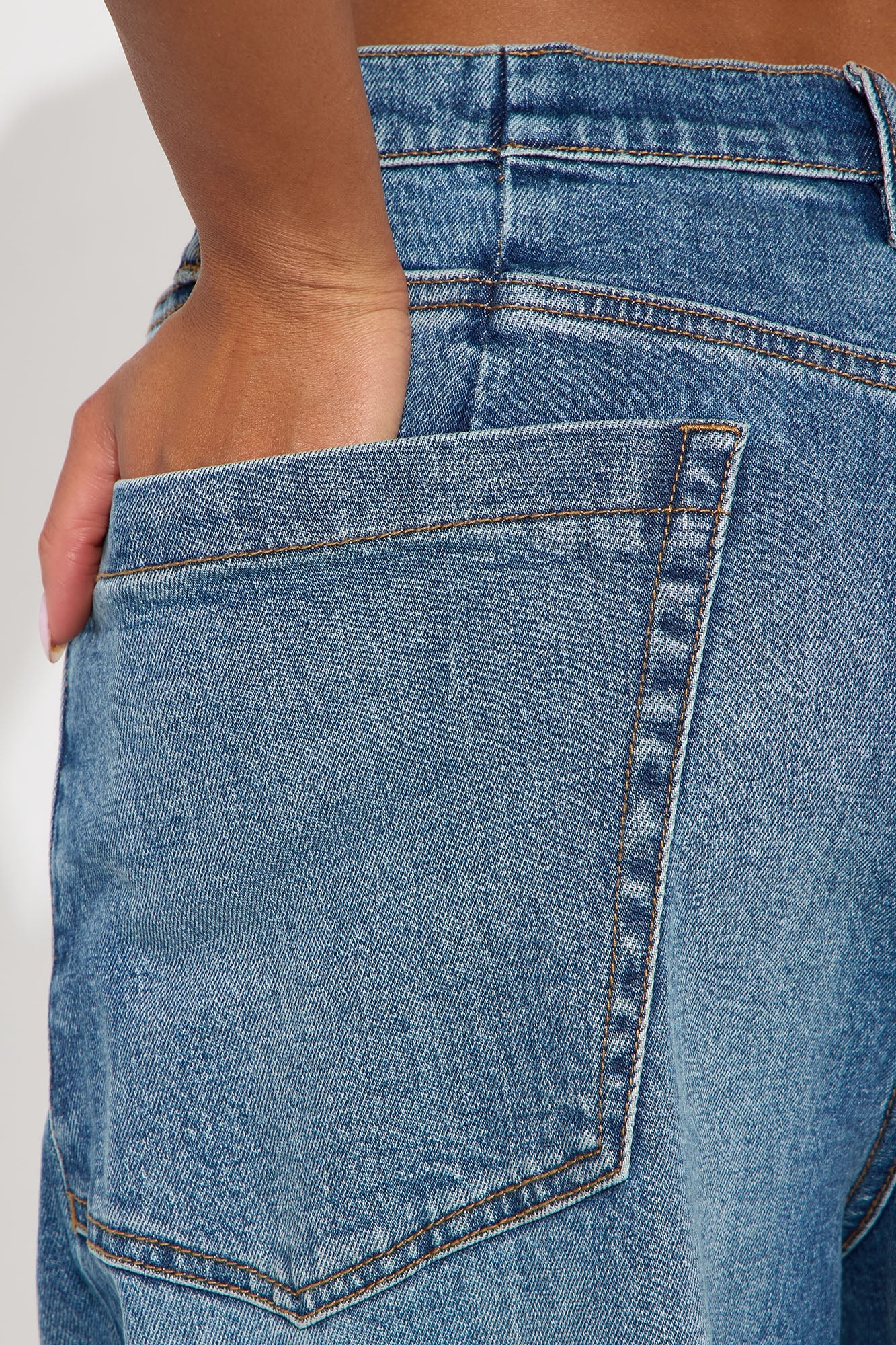 Seize The Day Barrel Leg Jeans - Medium Wash