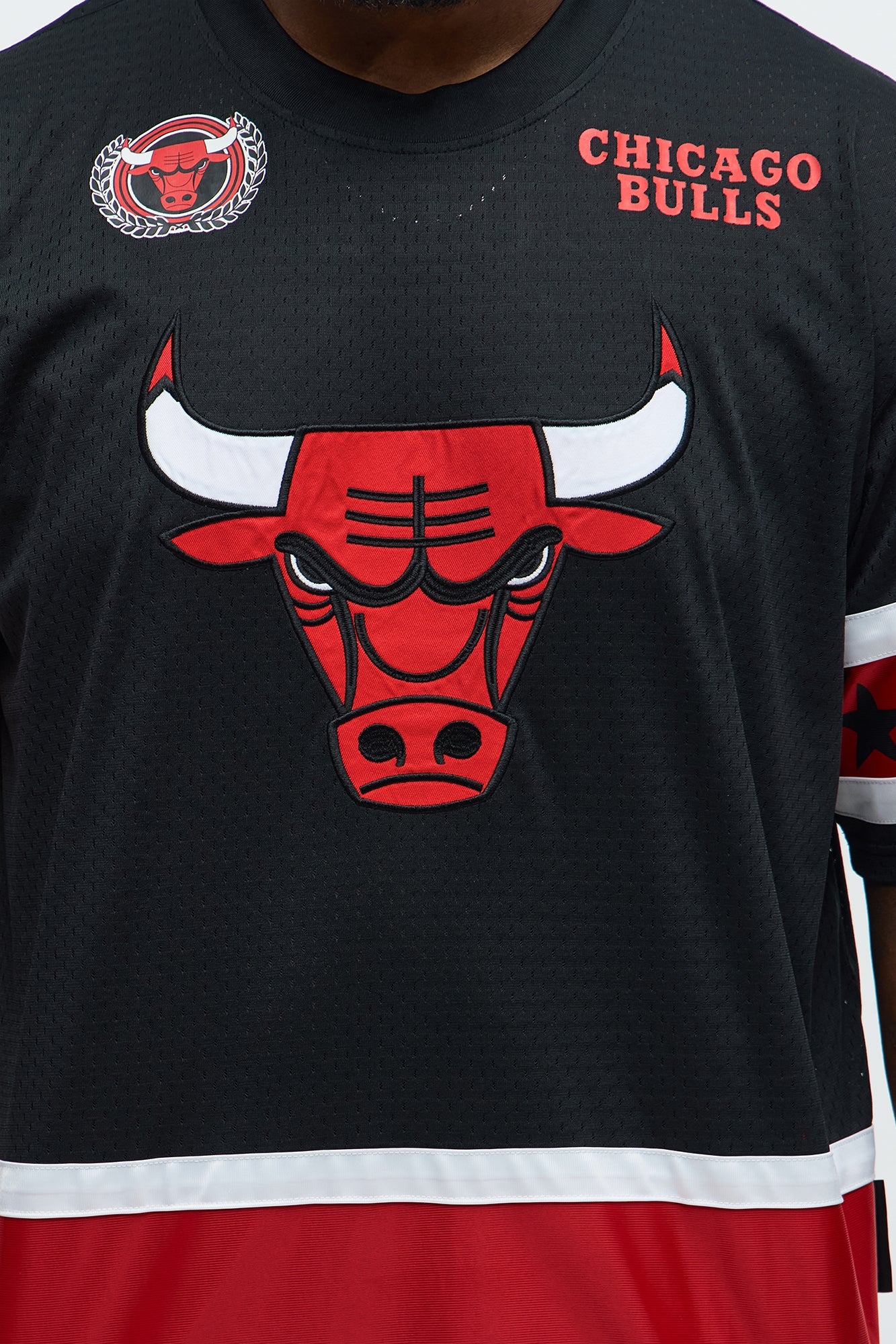 Bulls Believe The Hype Boxy Short Sleeve Top - Black