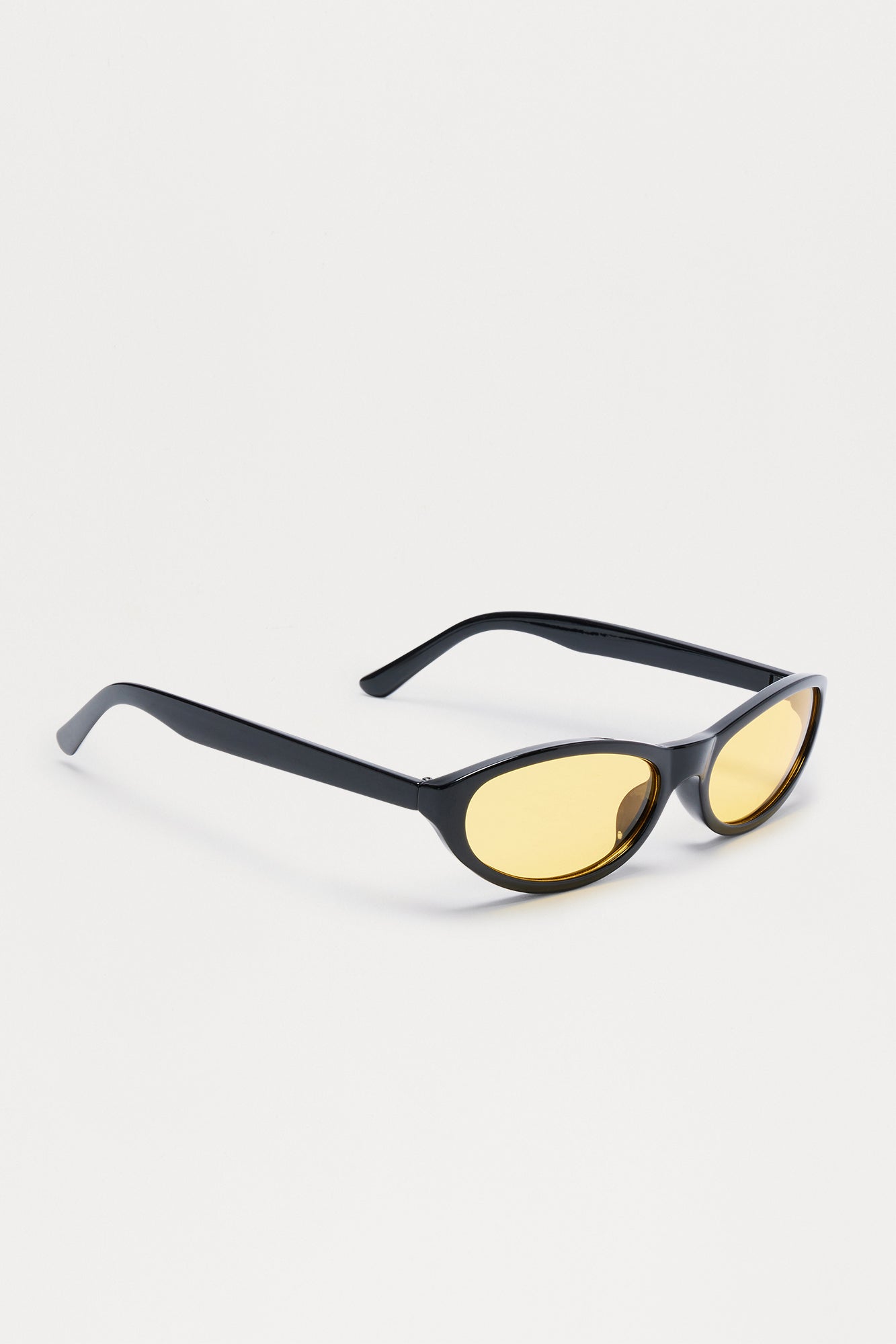 The Visionary Round Sunglasses - Black/Yellow