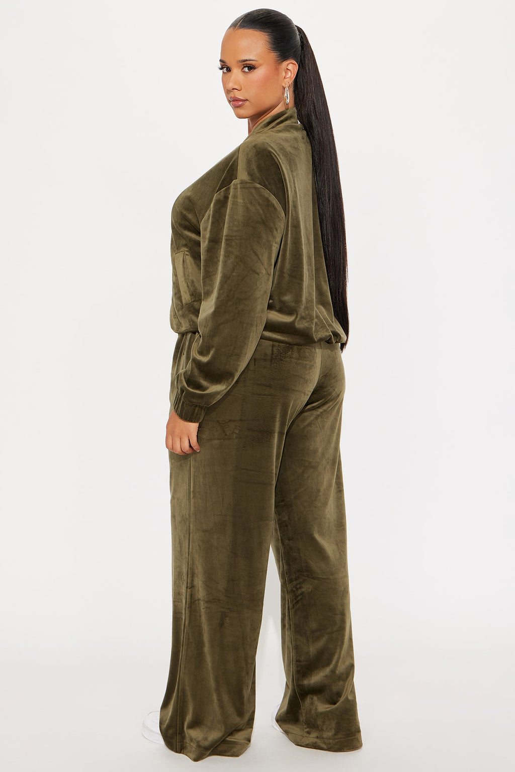 Smooth Moovin' Velvet Pant Set - Olive