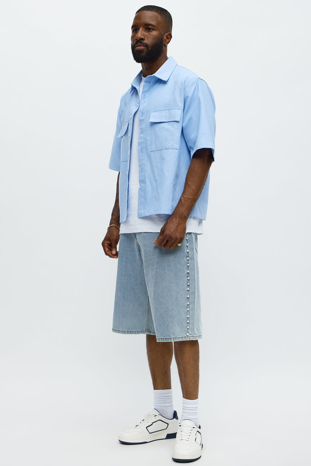 Baggy Pearls Along The Side Denim Short - Light Wash