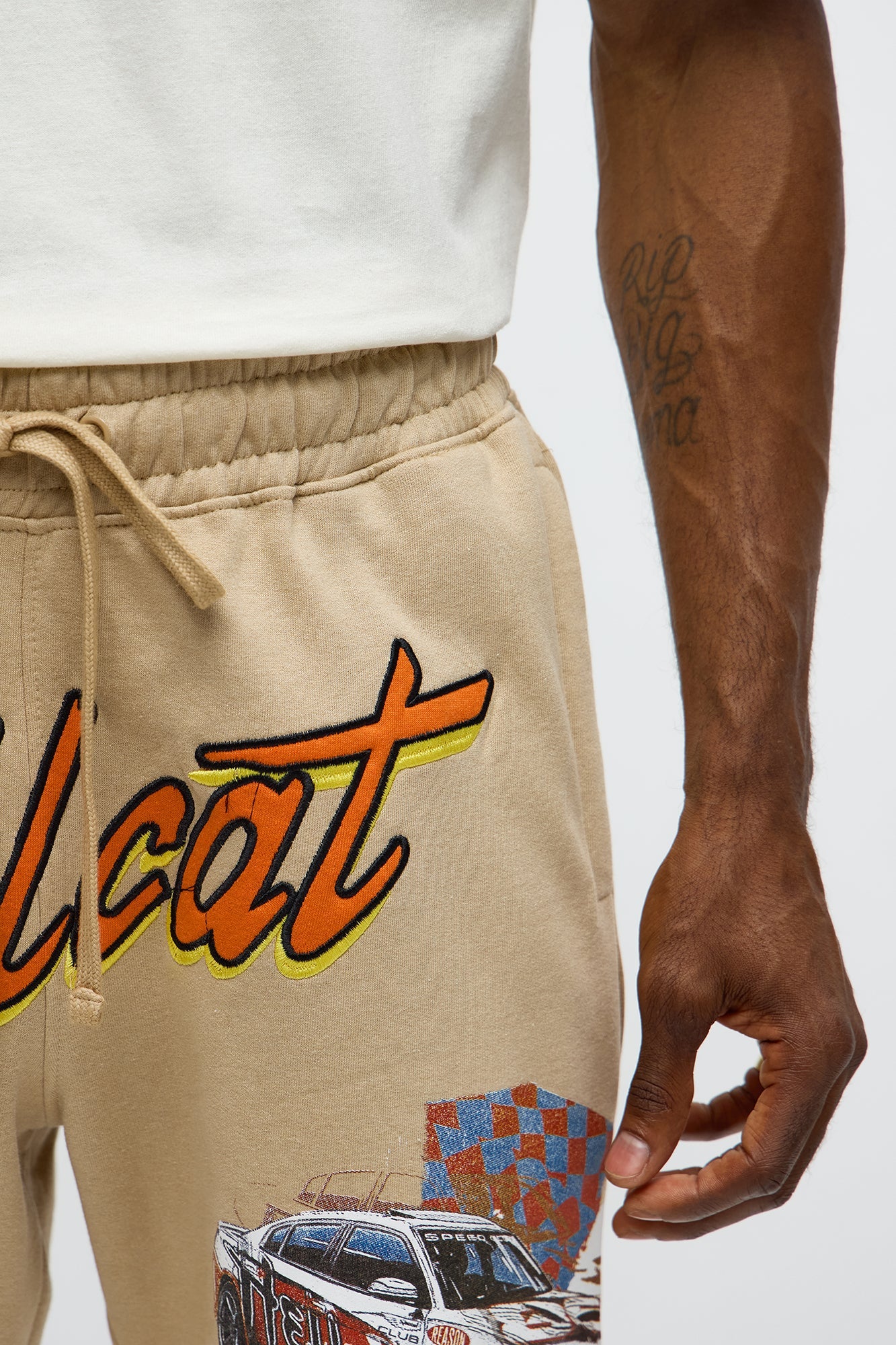 Dodge Hellcat Racing Sweatshorts - Khaki