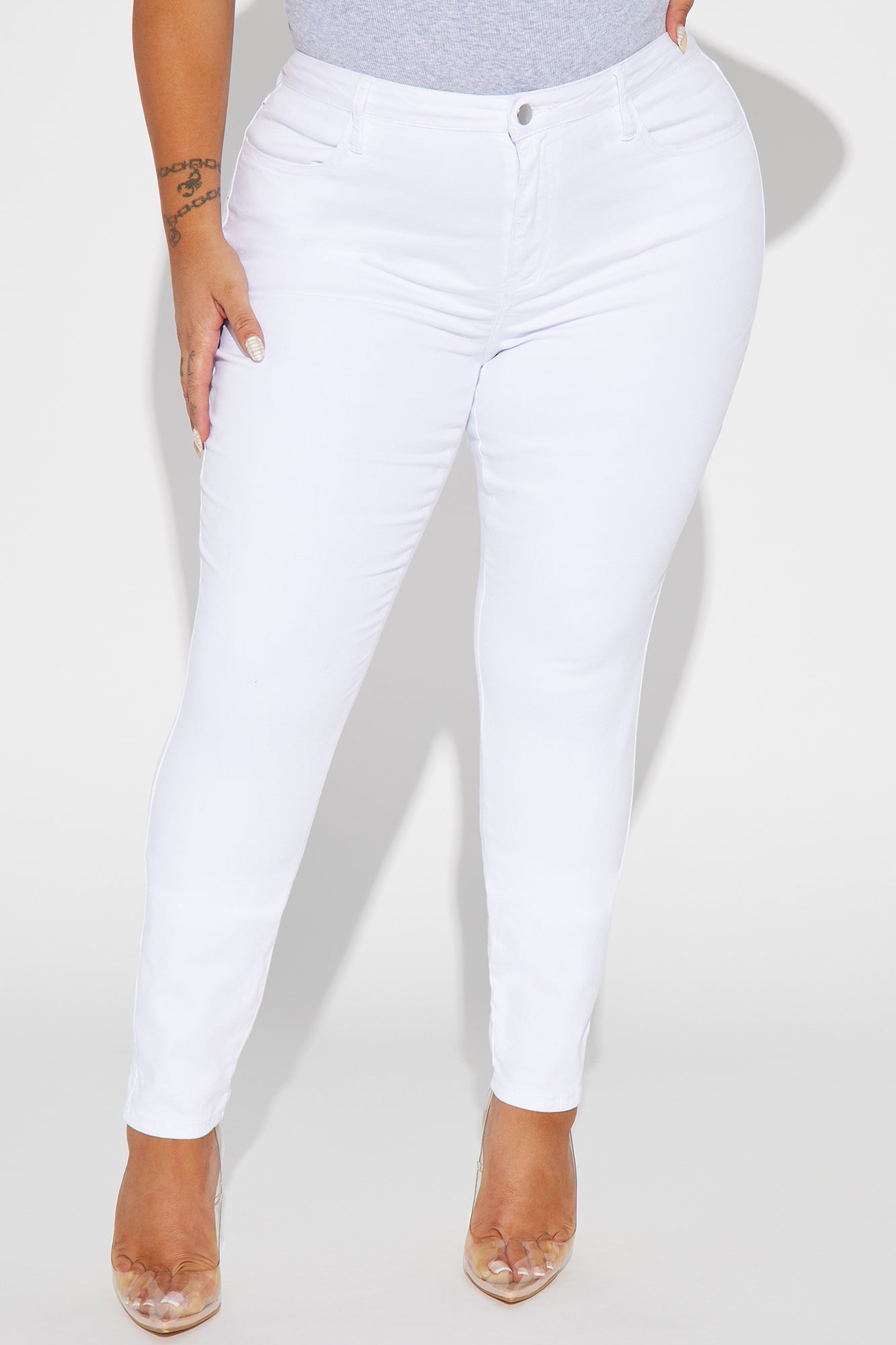 Classic Mid Rise Skinny Jeans - White