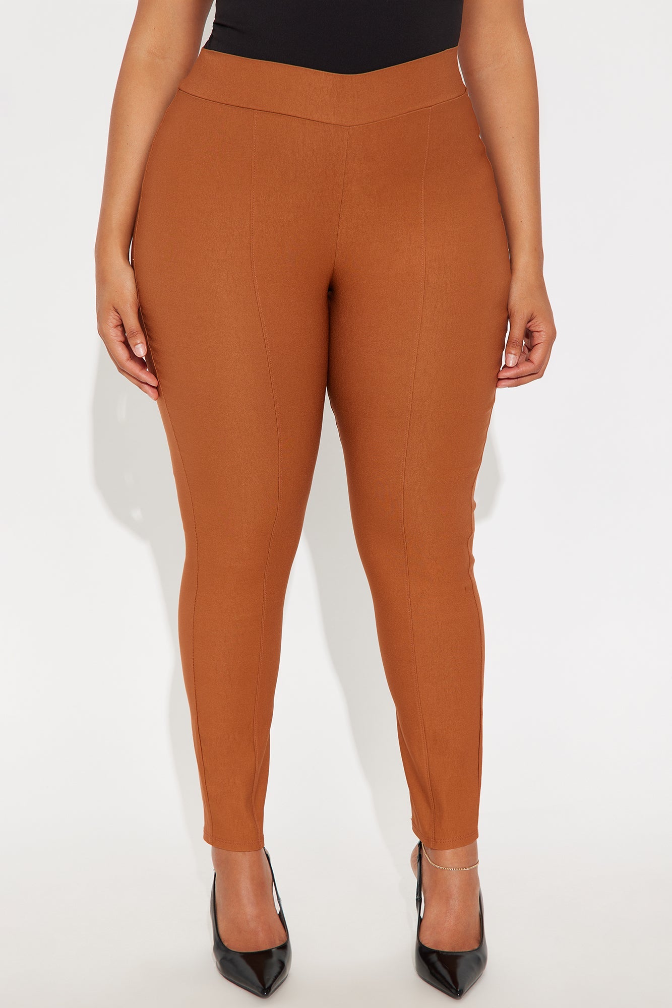 No Comparison Millennium Skinny Pant - Camel