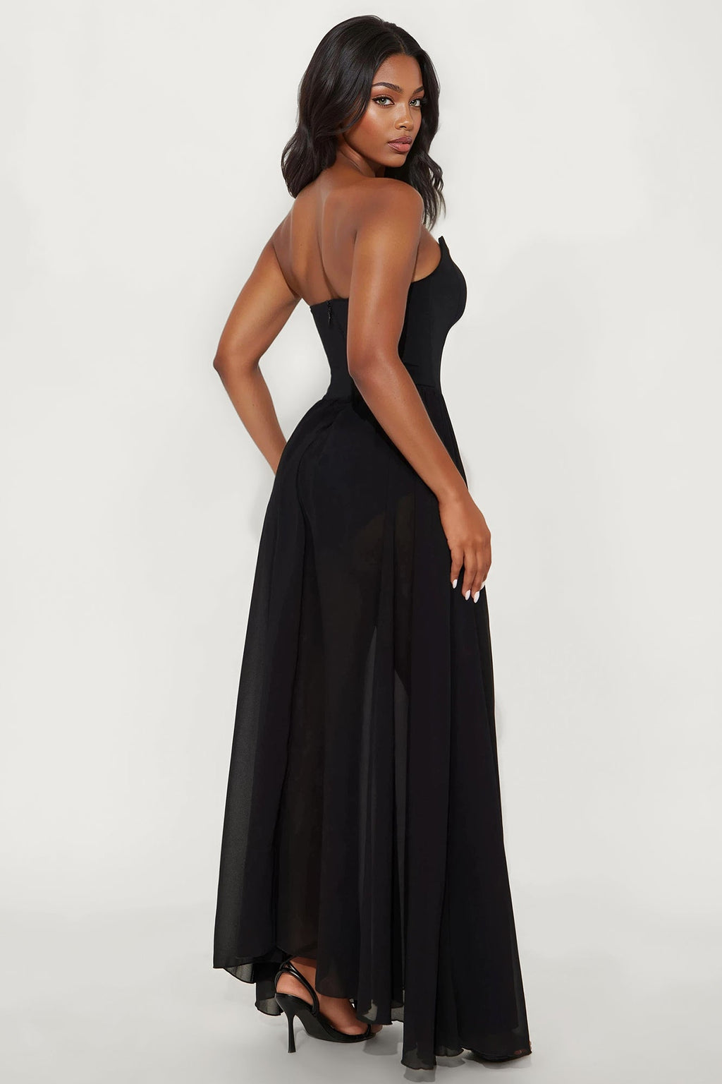 Stay Close Strapless Gown - Black
