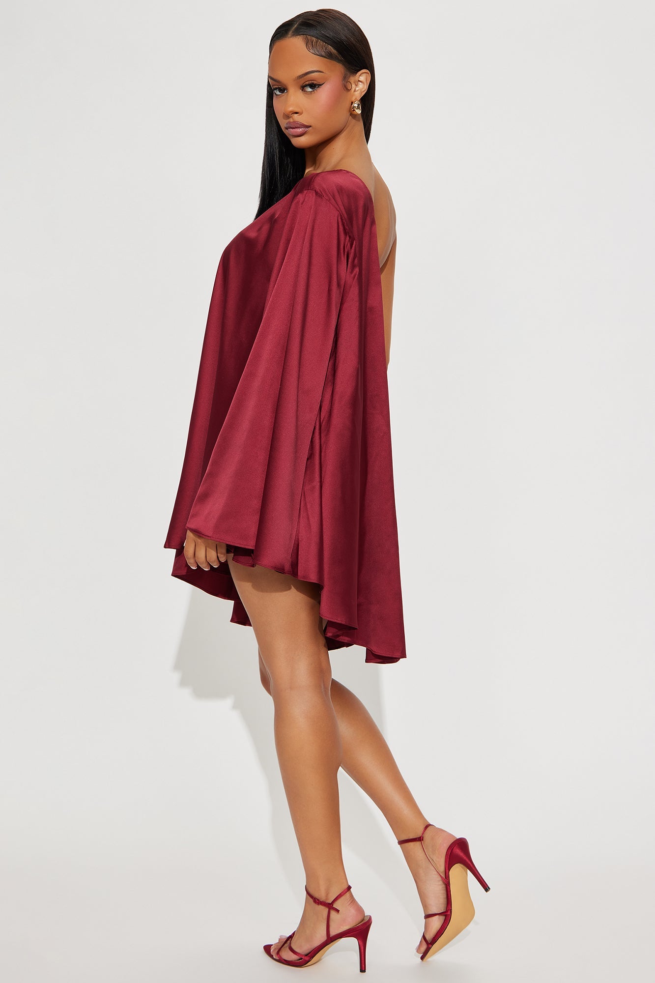 Mariana Satin One Shoulder Draped Short Set - Wine 