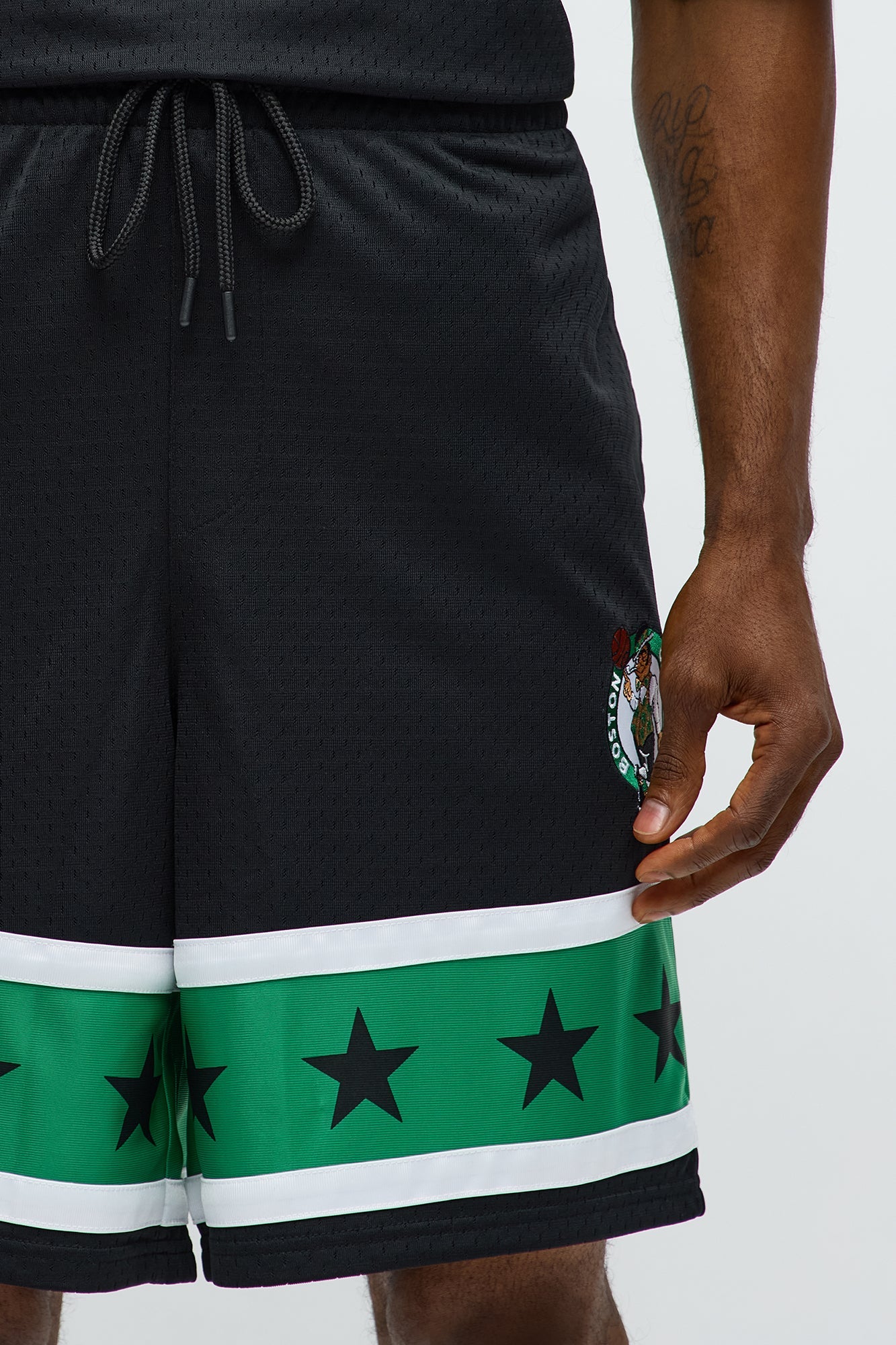 Celtics Believe The Hype Relaxed Shorts - Black