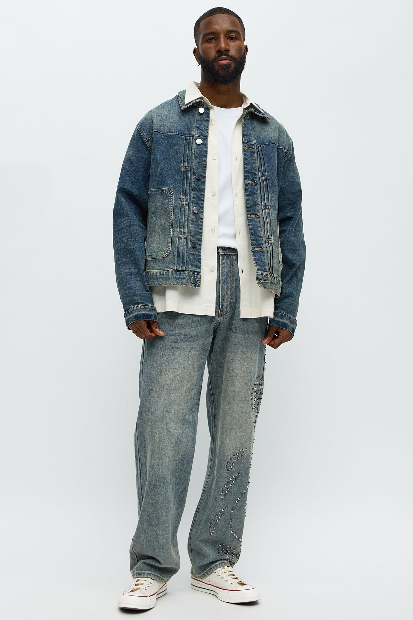 Relaxed Straight Sunshine Studs Jeans - Vintage Blue Wash