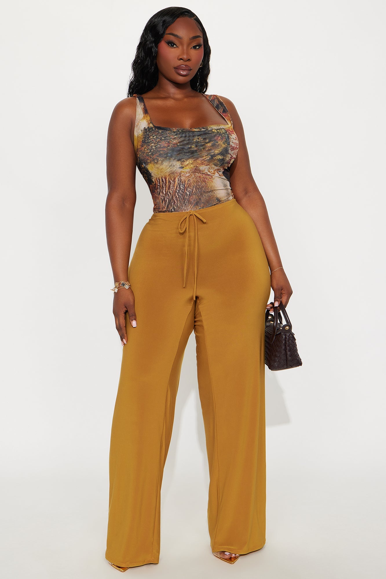 Focused On You Low Rise Wide Leg Pant 32 - Gold