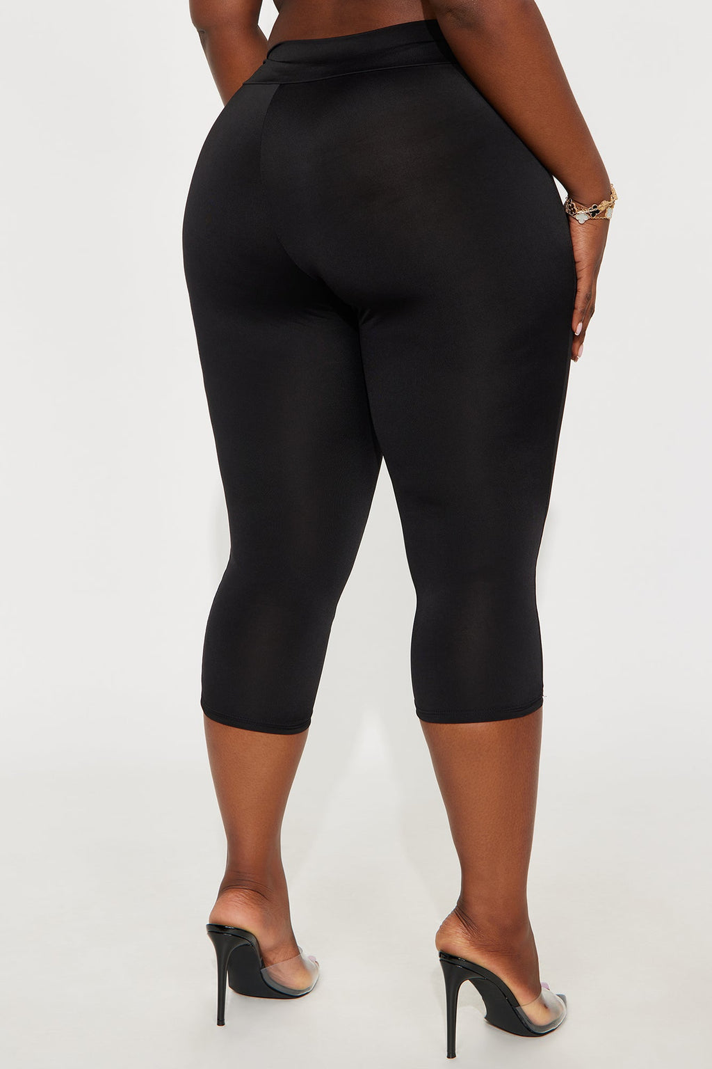 Gazelle Hardware Capri Legging - Black