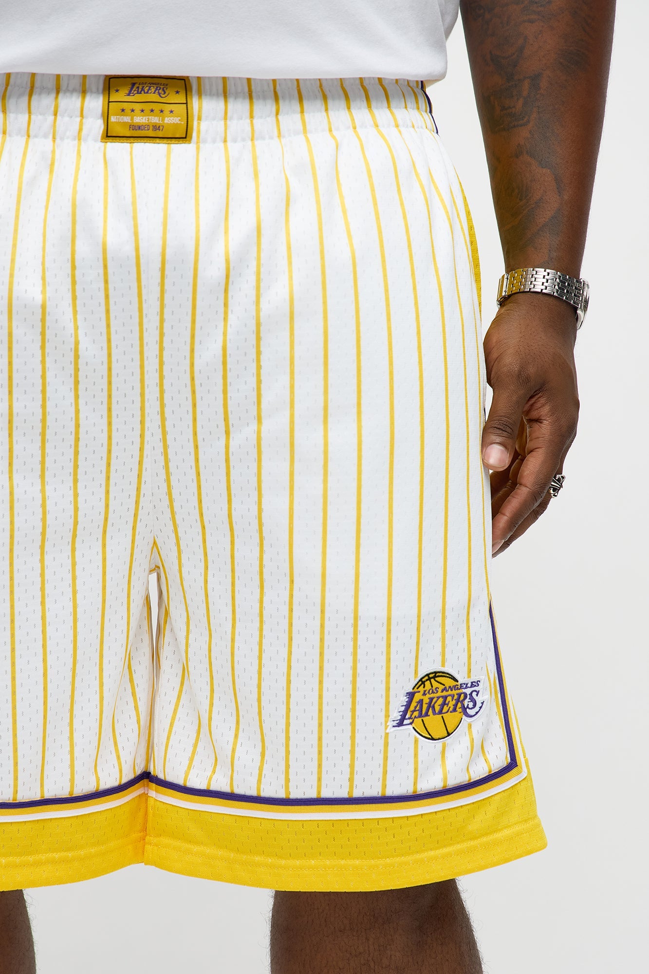 Lakers Relaxed Fit Striped Shorts - Cream